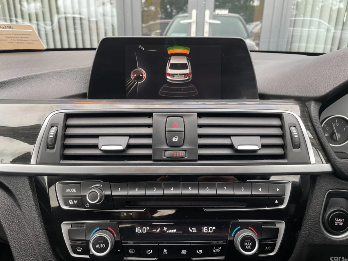BMW 3-Series Saloon, Petrol Plug-in Hybrid, 2017, Blue