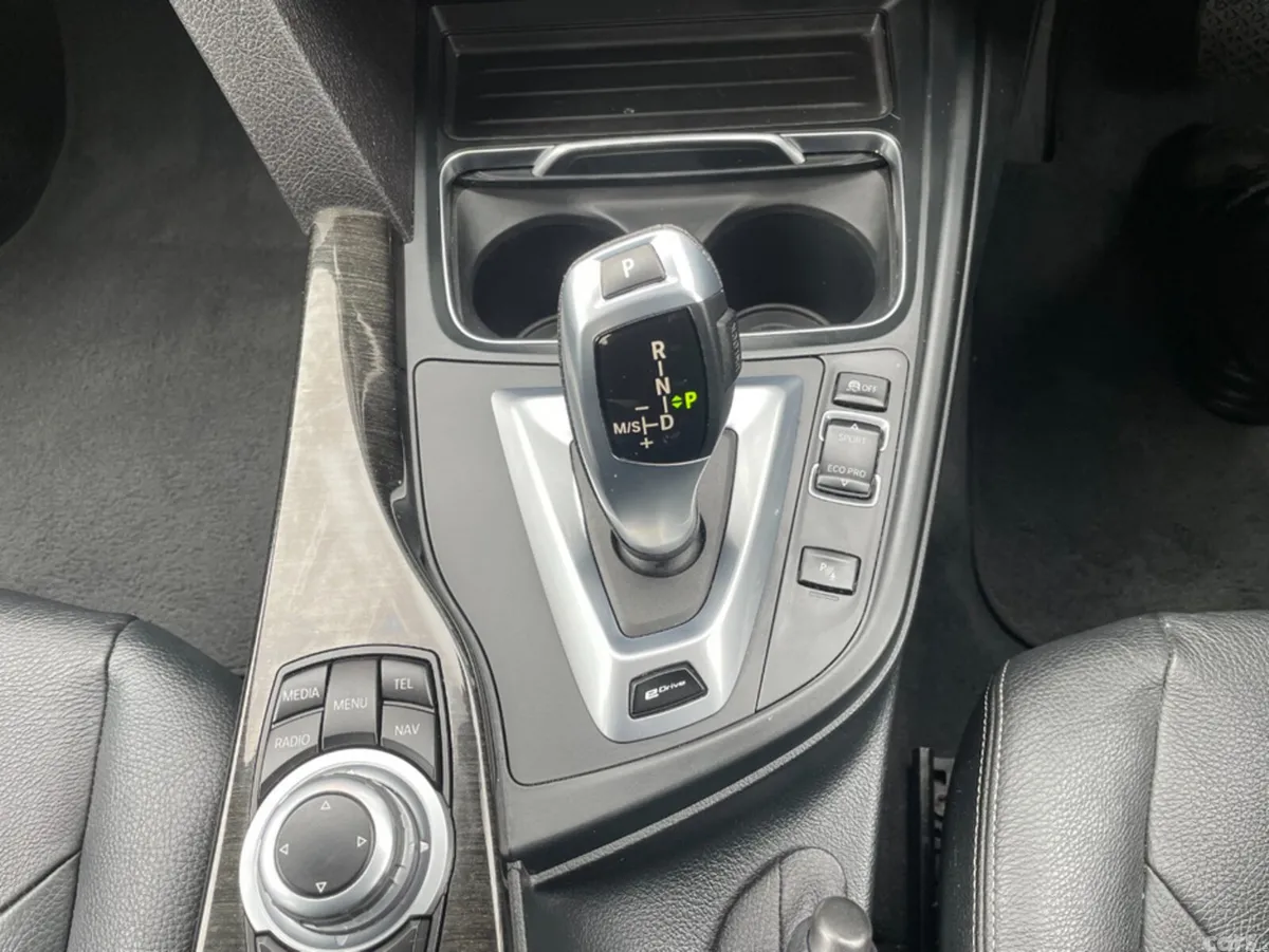BMW 3-Series Saloon, Petrol Plug-in Hybrid, 2017, Blue