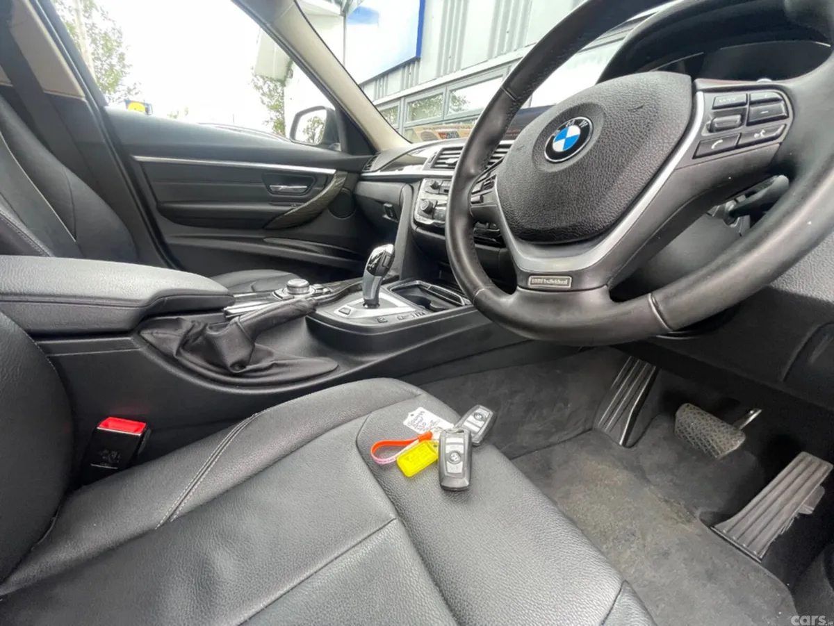 BMW 3-Series Saloon, Petrol Plug-in Hybrid, 2017, Blue