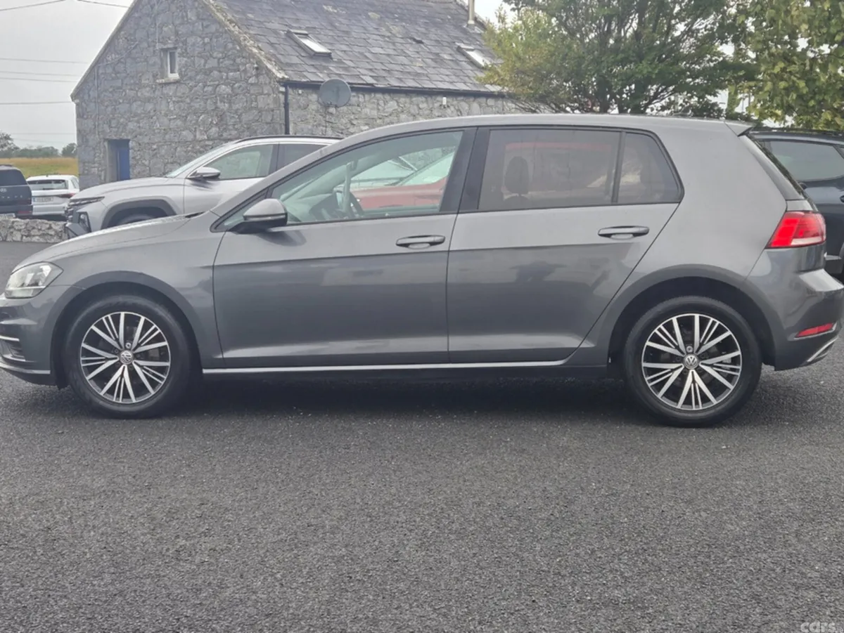 Volkswagen Golf Hatchback, Diesel, 2019, Grey