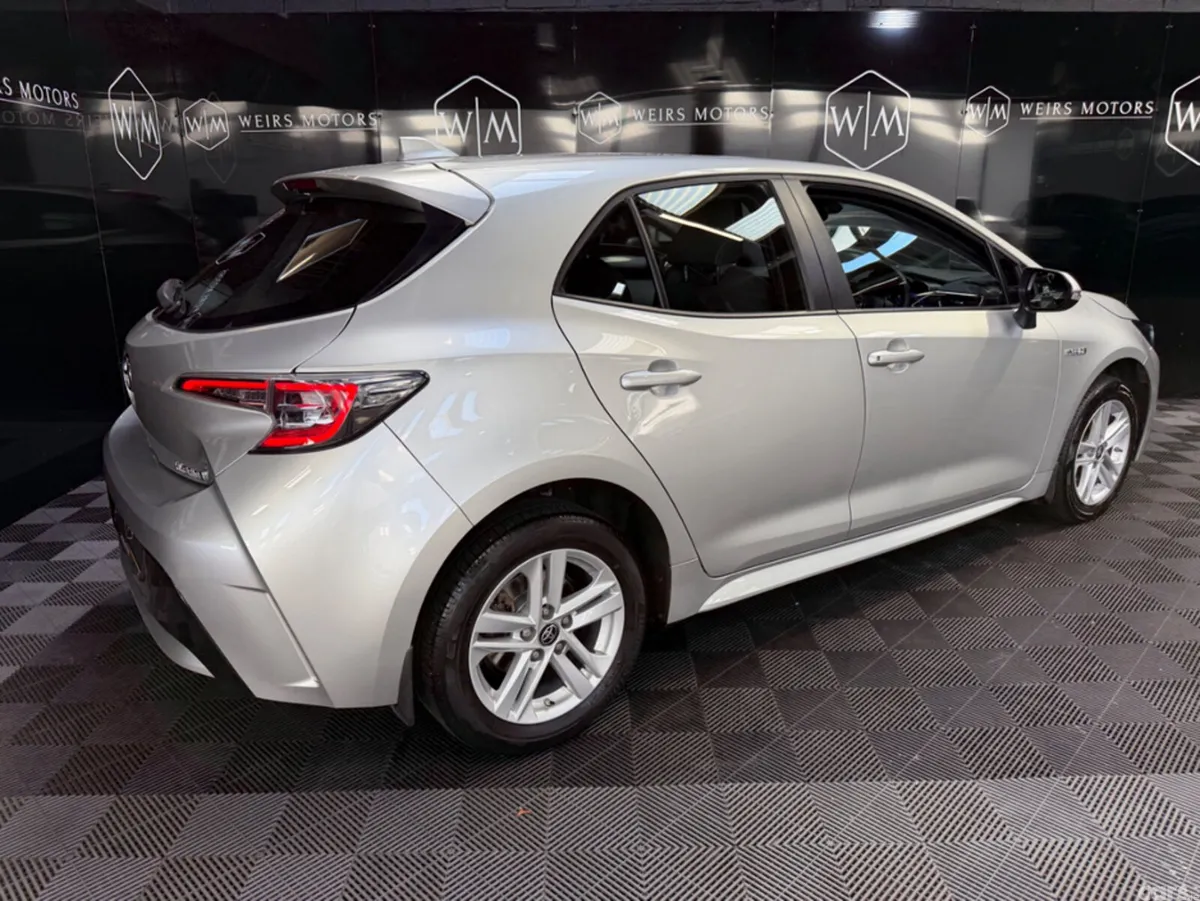 Toyota Corolla Hatchback, Petrol Hybrid, 2021, Grey