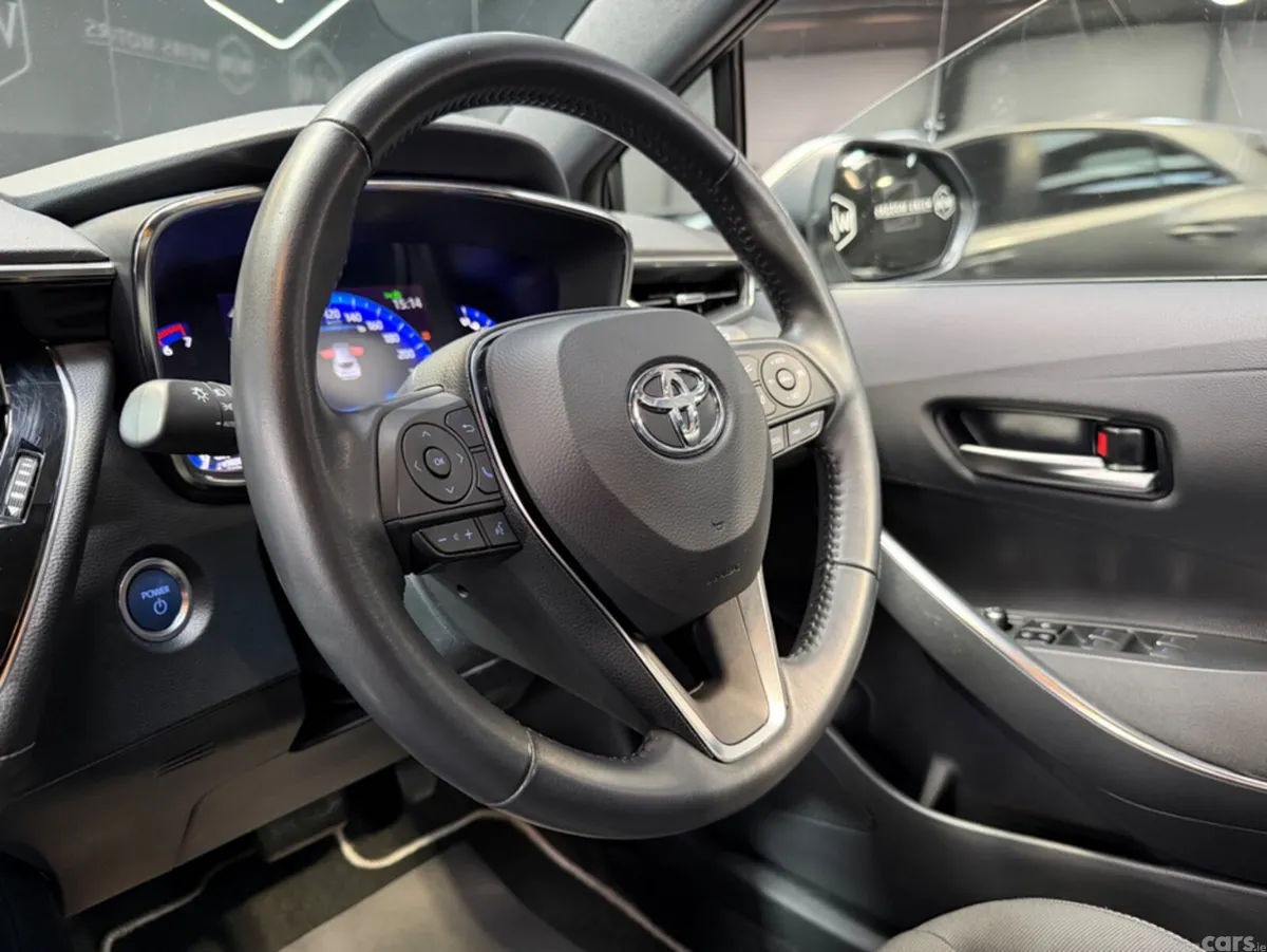 Toyota Corolla Hatchback, Petrol Hybrid, 2021, Grey