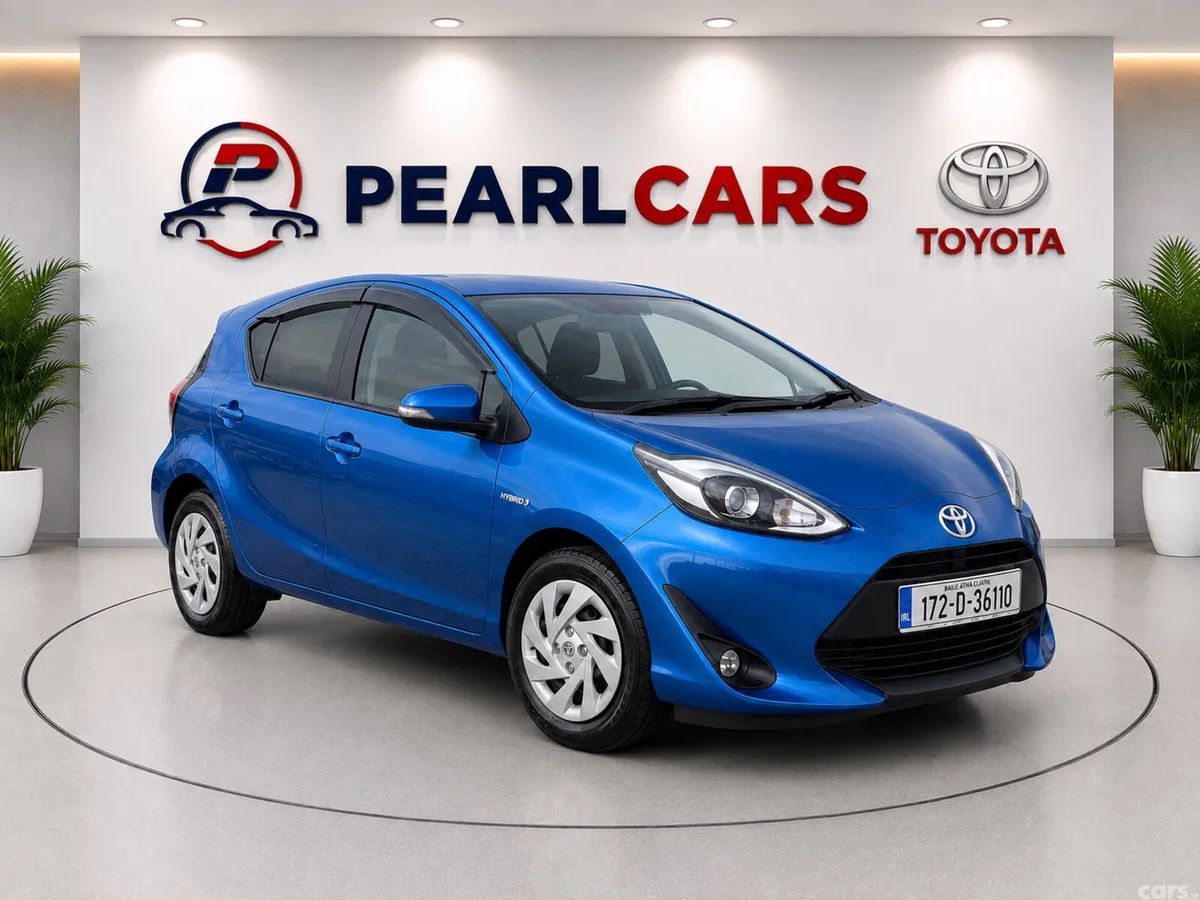 Toyota Aqua Hatchback, Petrol Hybrid, 2017, Blue