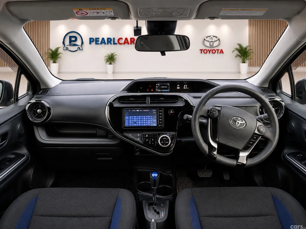 Toyota Aqua Hatchback, Petrol Hybrid, 2017, Blue