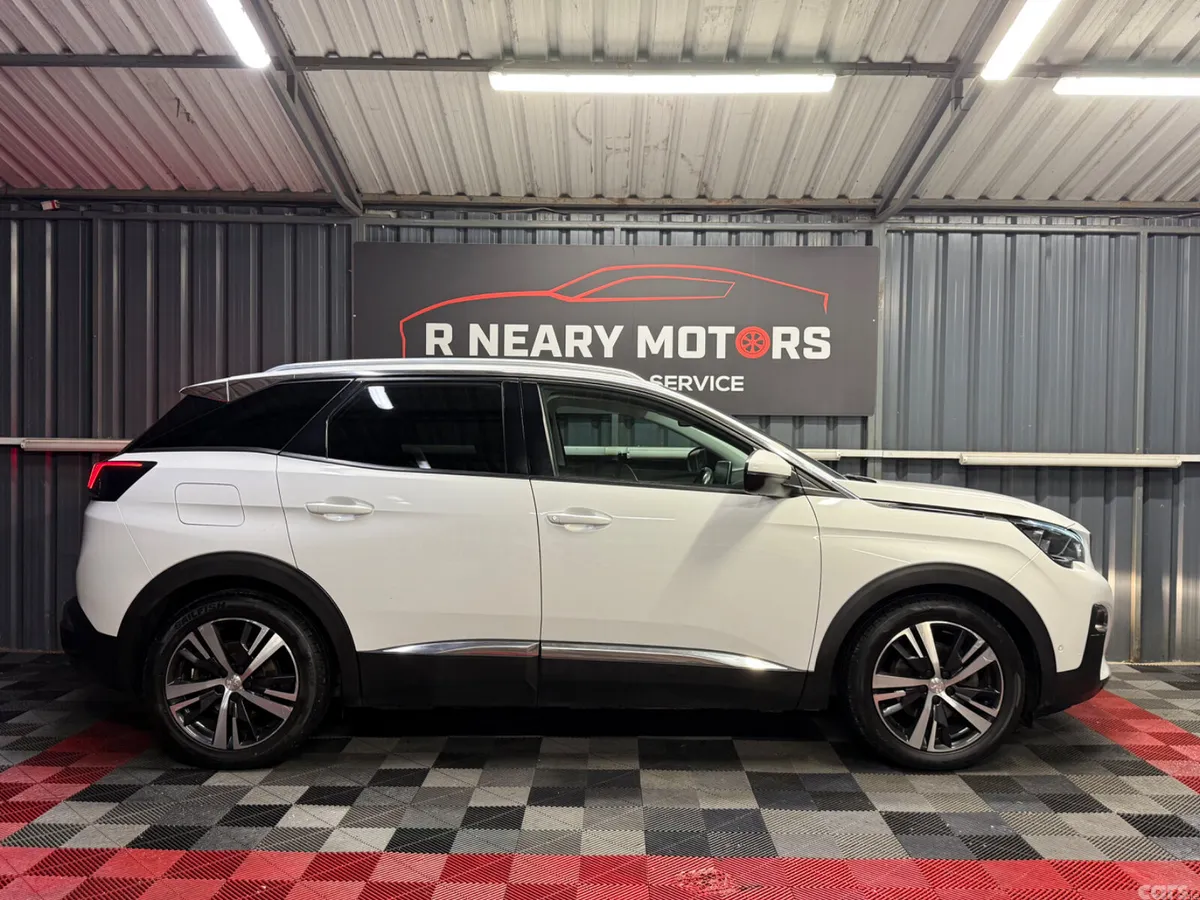Peugeot 3008 MPV, Diesel, 2019, White