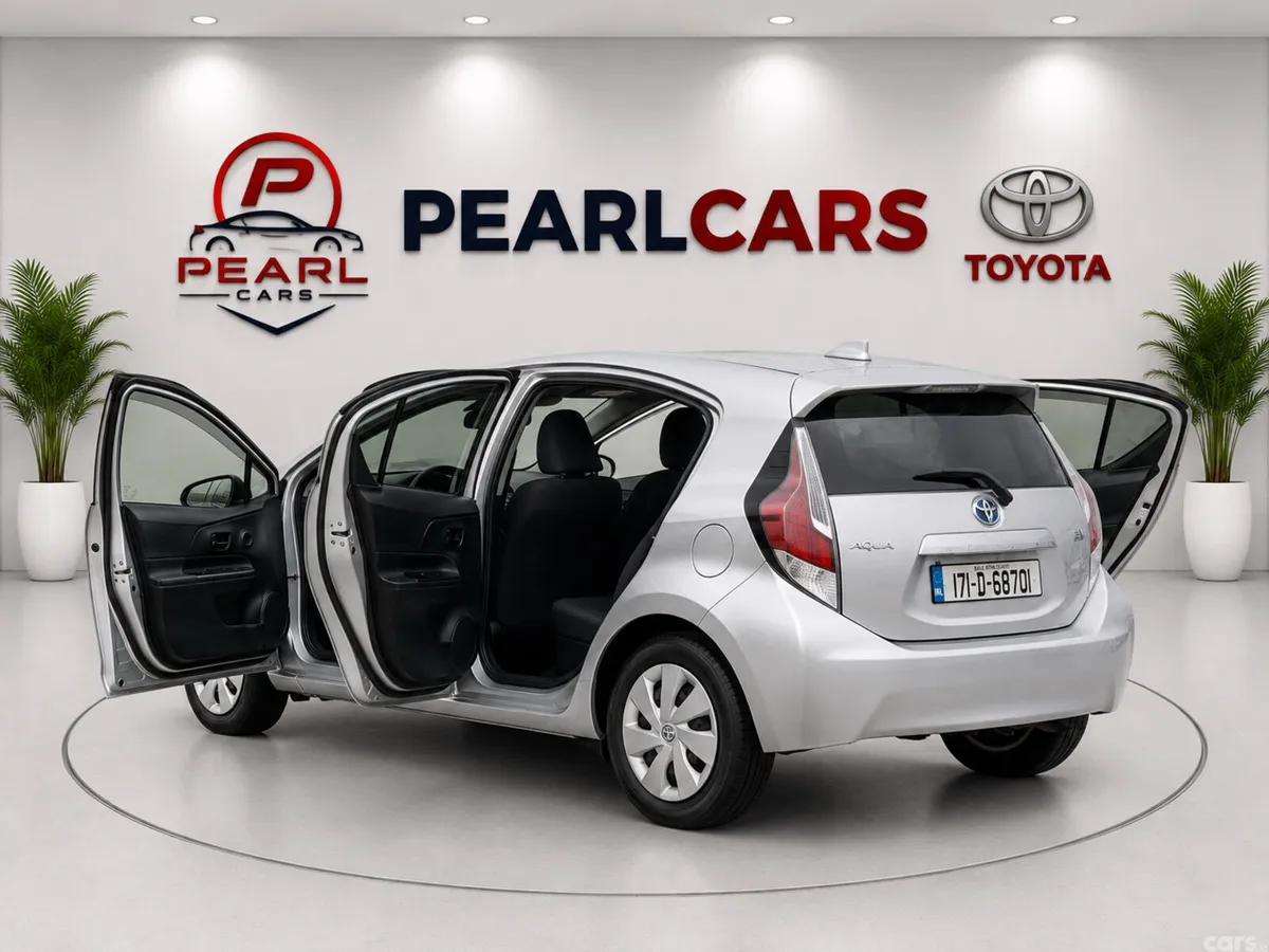 Toyota Aqua Hatchback, Petrol Hybrid, 2017, Silver