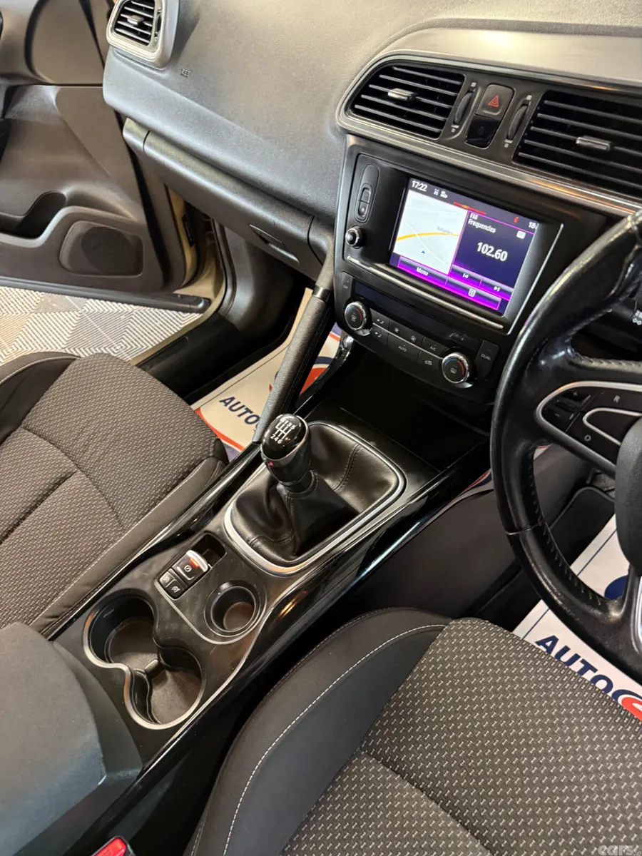 Renault Kadjar SUV, Diesel, 2017, Beige