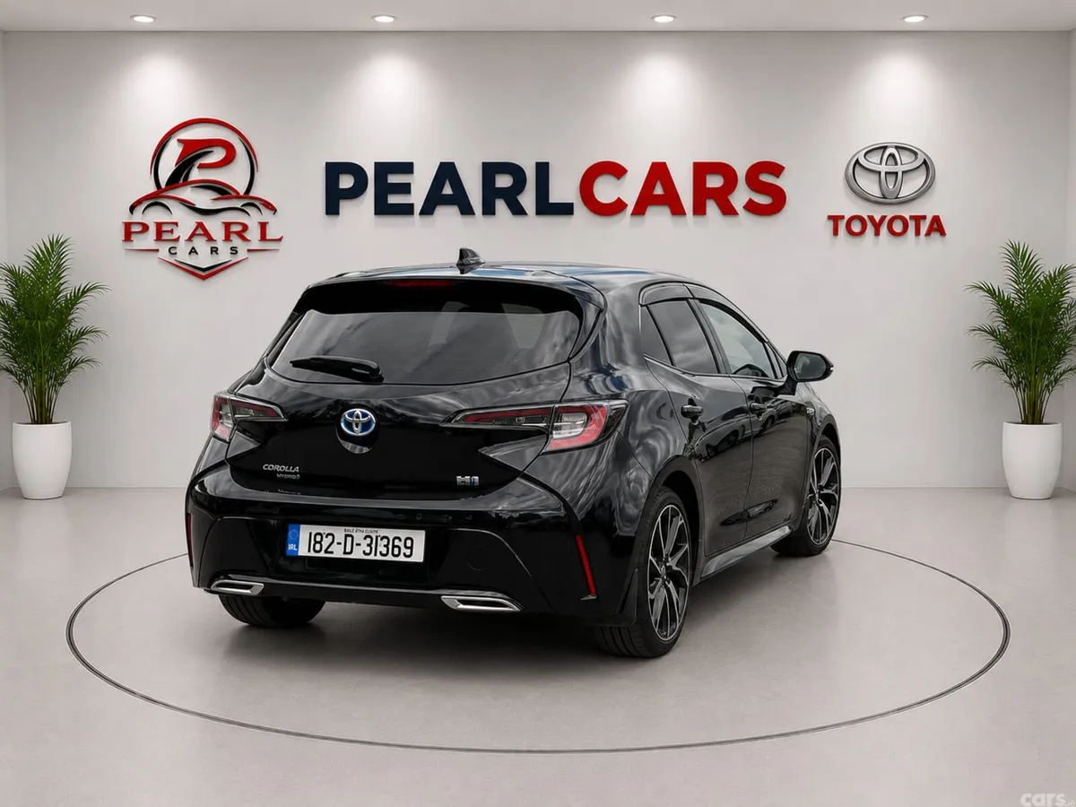 Toyota Corolla Hatchback, Petrol Hybrid, 2018, Black