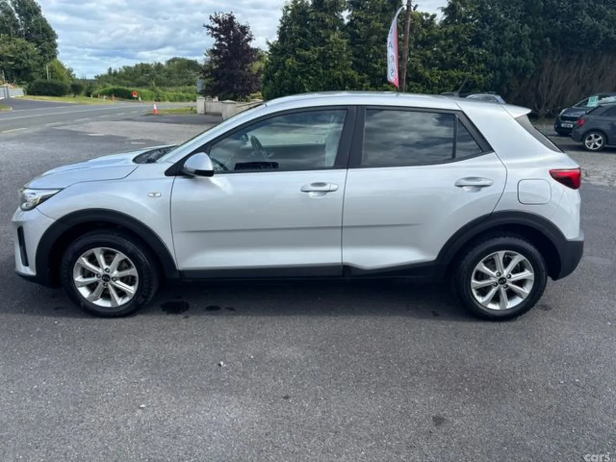 Kia Stonic Hatchback, Petrol, 2018, Grey