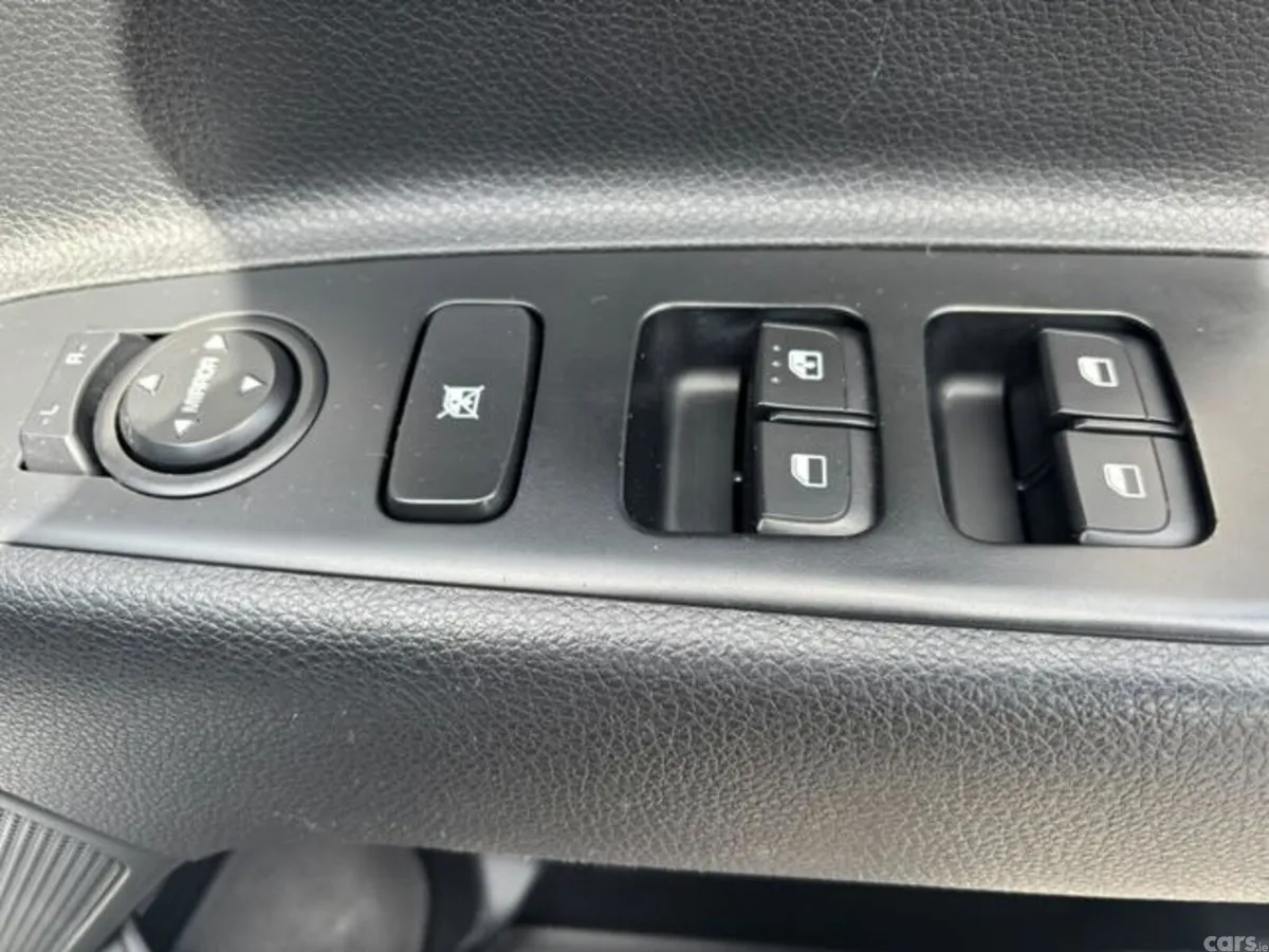 Kia Stonic Hatchback, Petrol, 2018, Grey