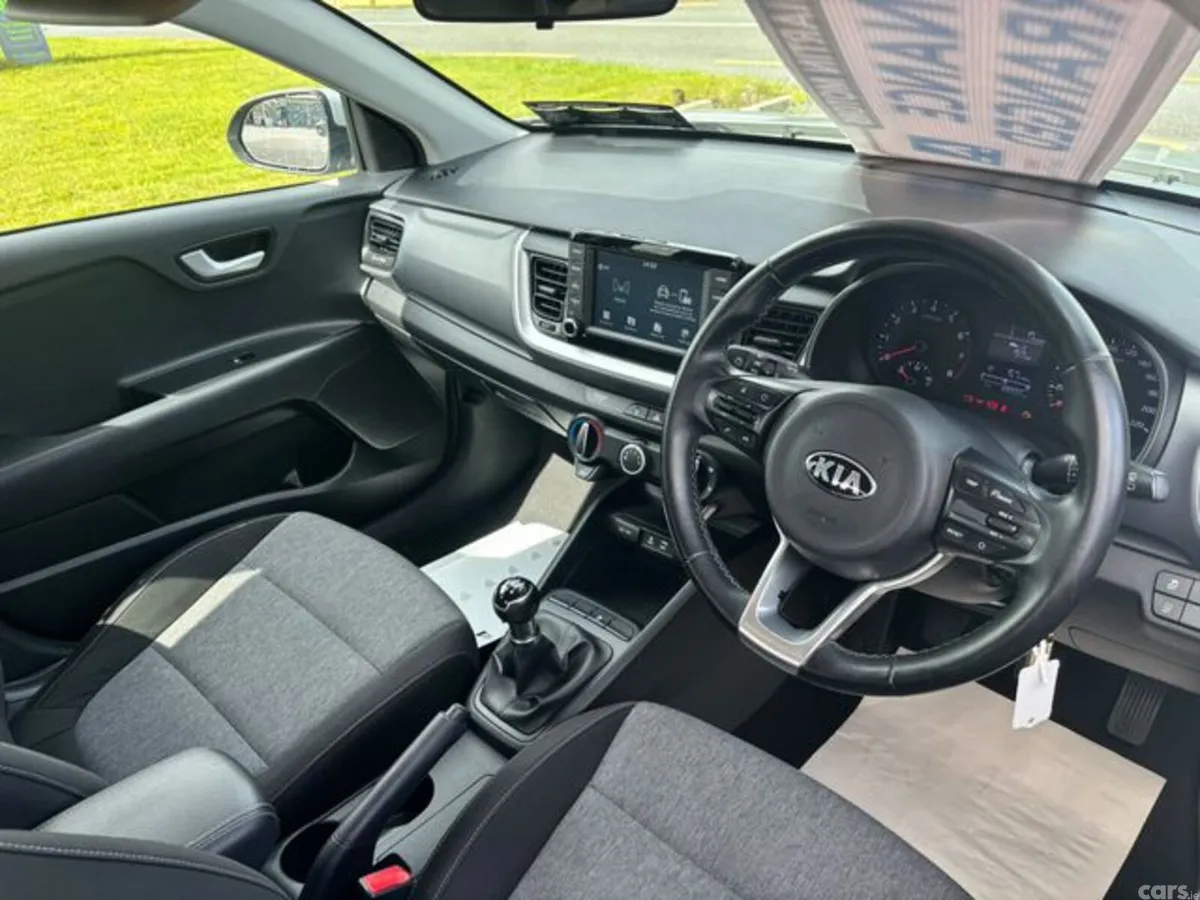 Kia Stonic Hatchback, Petrol, 2018, Grey