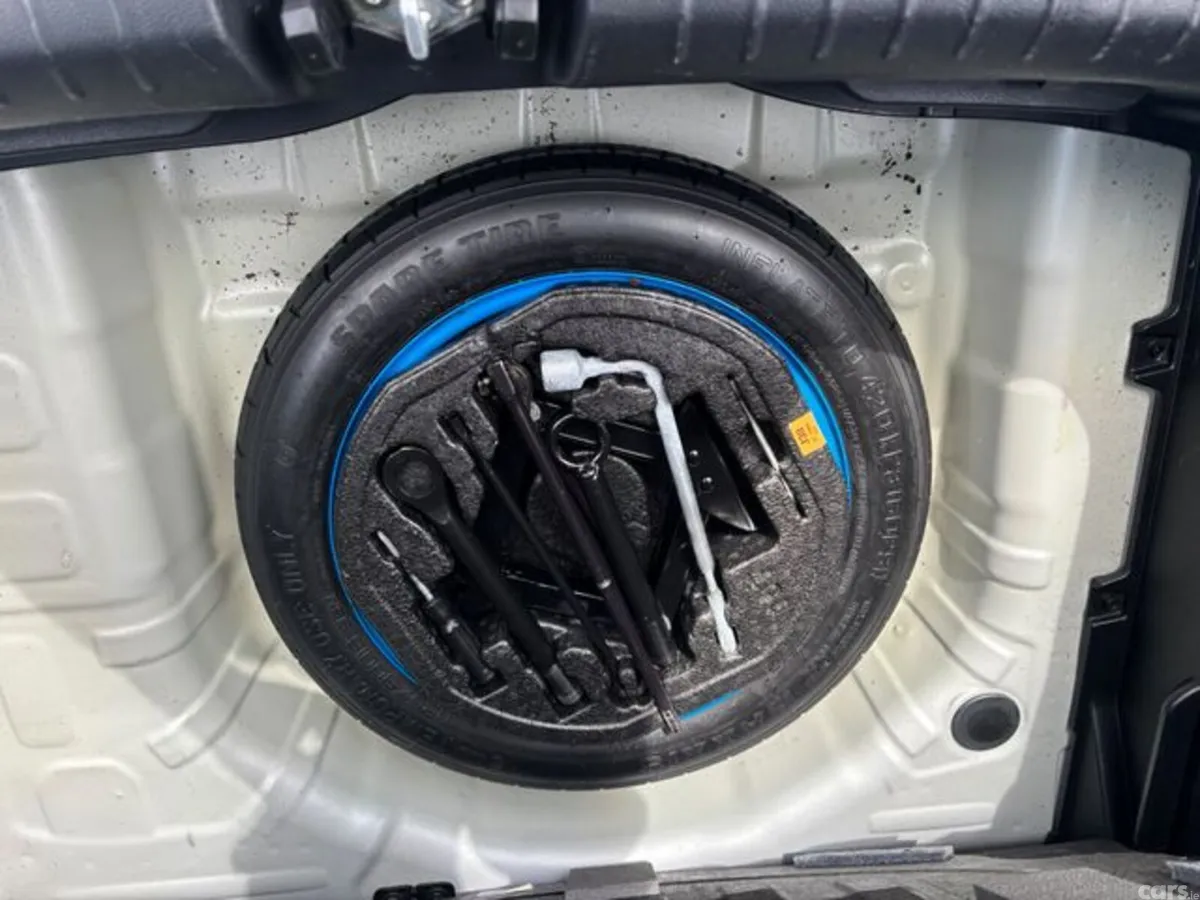 Kia Stonic Hatchback, Petrol, 2018, Grey