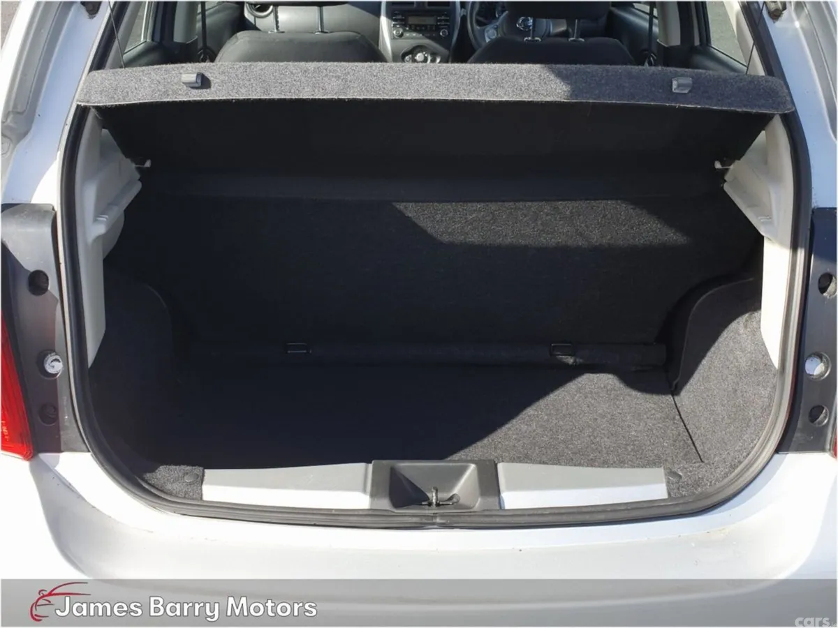 Nissan Micra Hatchback, Petrol, 2017, Grey