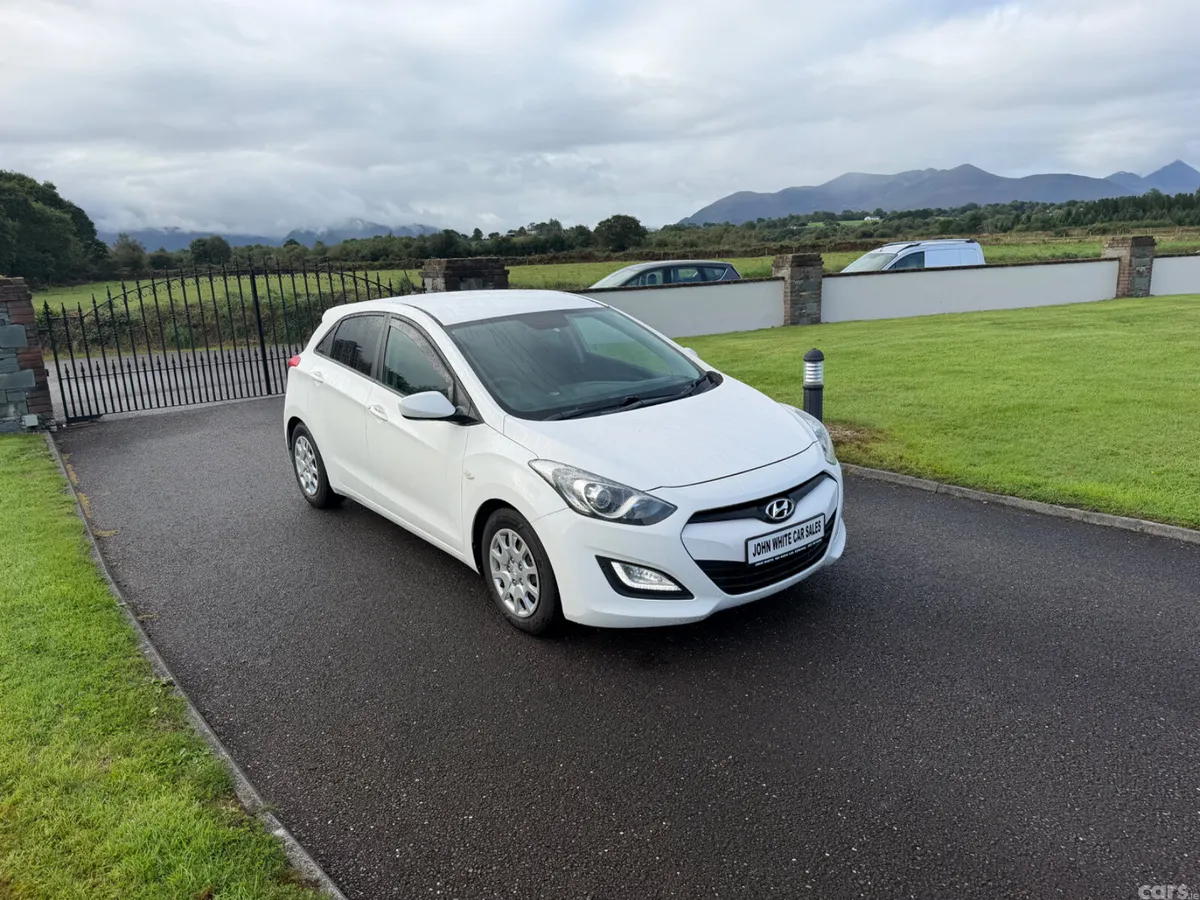 Hyundai i30 Hatchback, Diesel, 2015, White