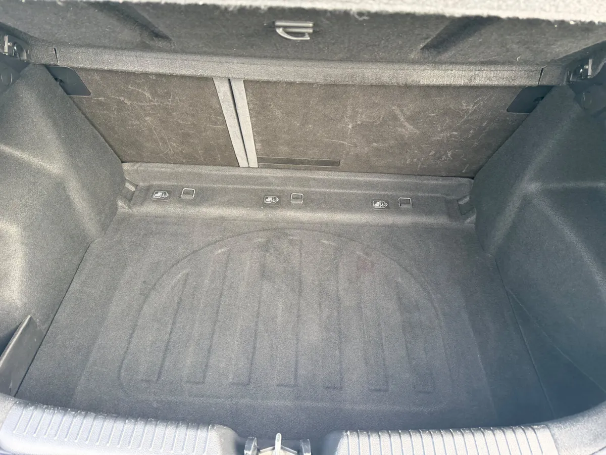 Hyundai i30 Hatchback, Diesel, 2015, White