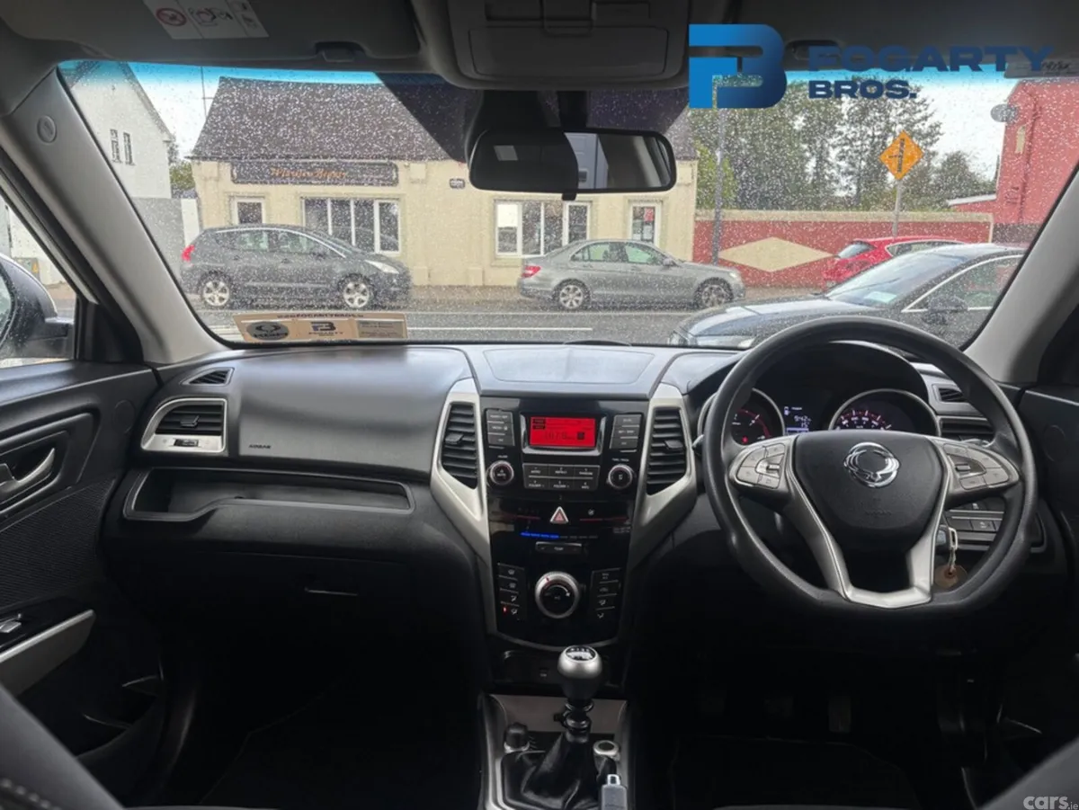 SsangYong Tivoli SUV, Diesel, 2019, White