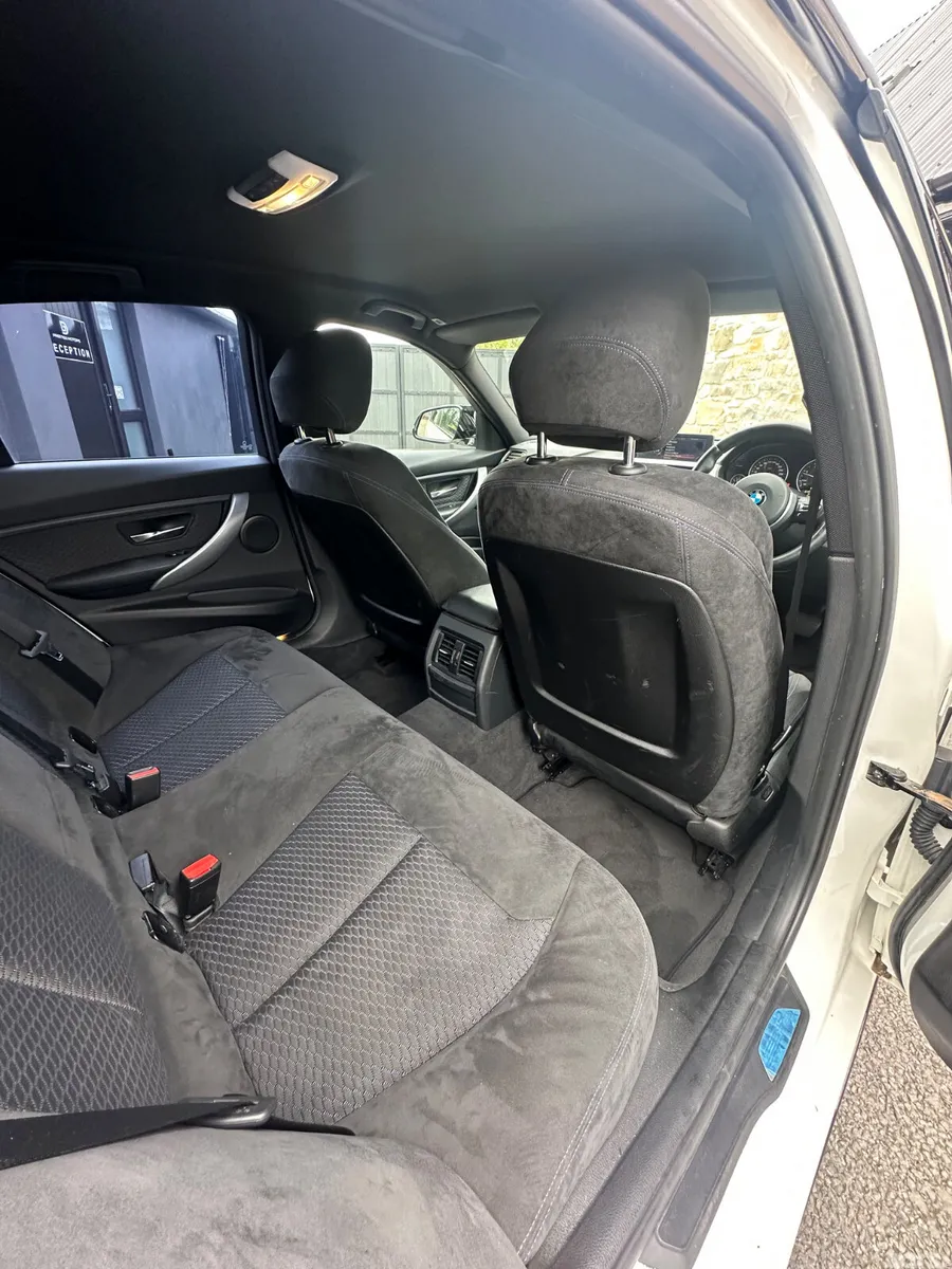 BMW 3-Series Saloon, Diesel, 2013, White