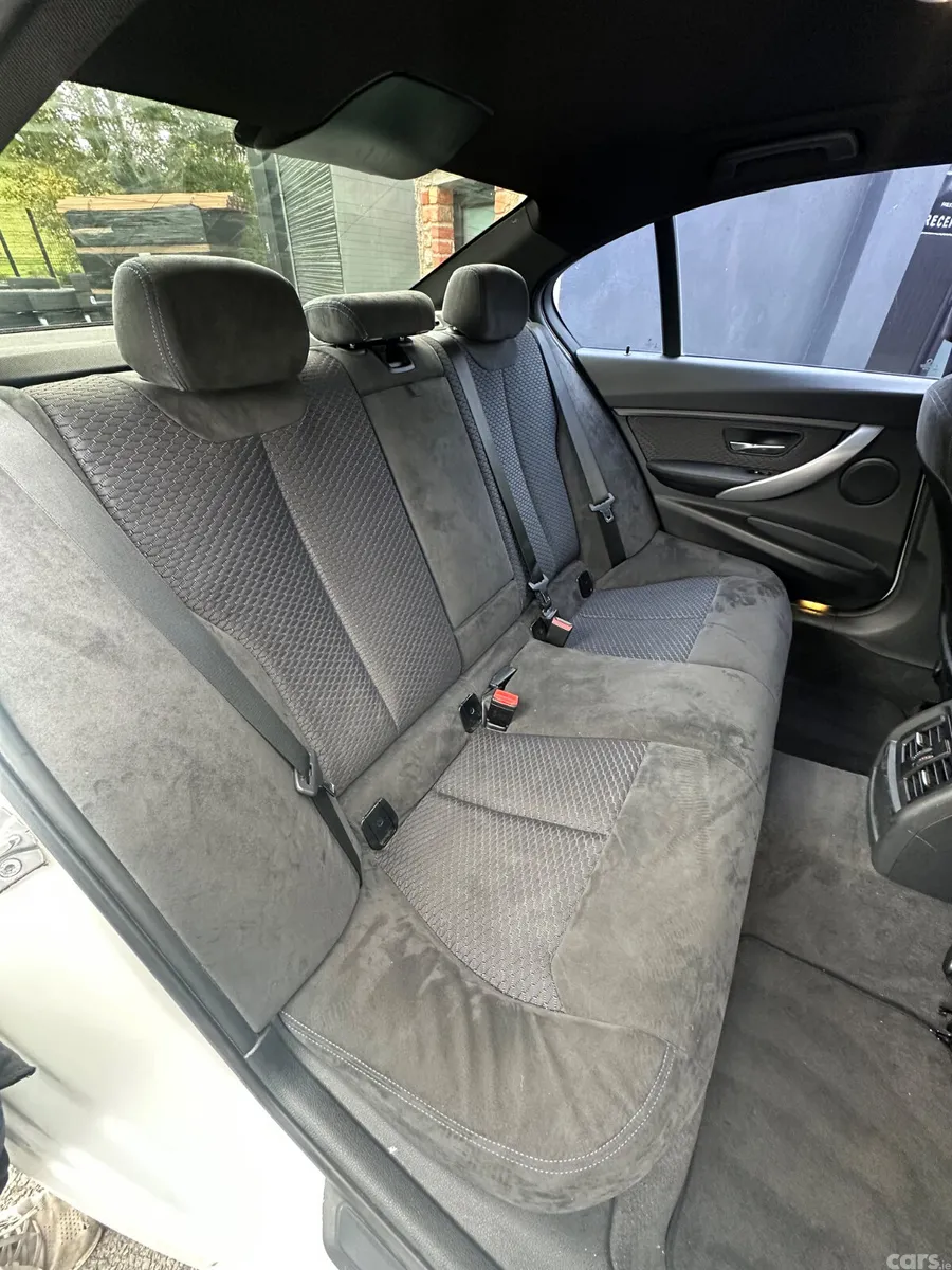 BMW 3-Series Saloon, Diesel, 2013, White