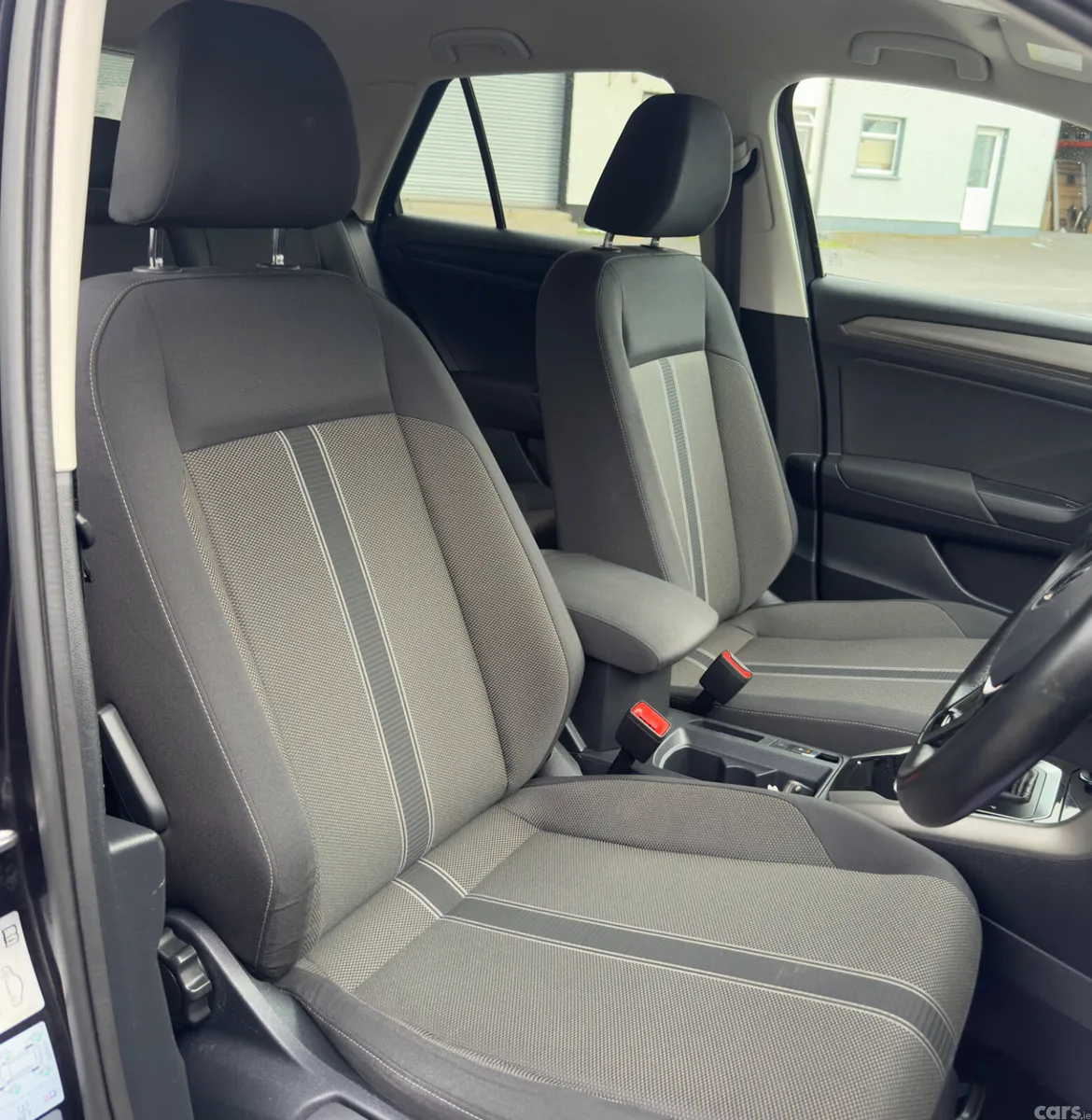 Volkswagen T-Roc SUV, Diesel, 2021, Black