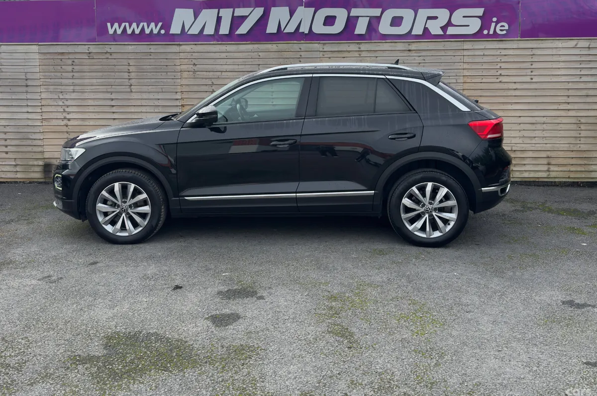Volkswagen T-Roc SUV, Diesel, 2021, Black