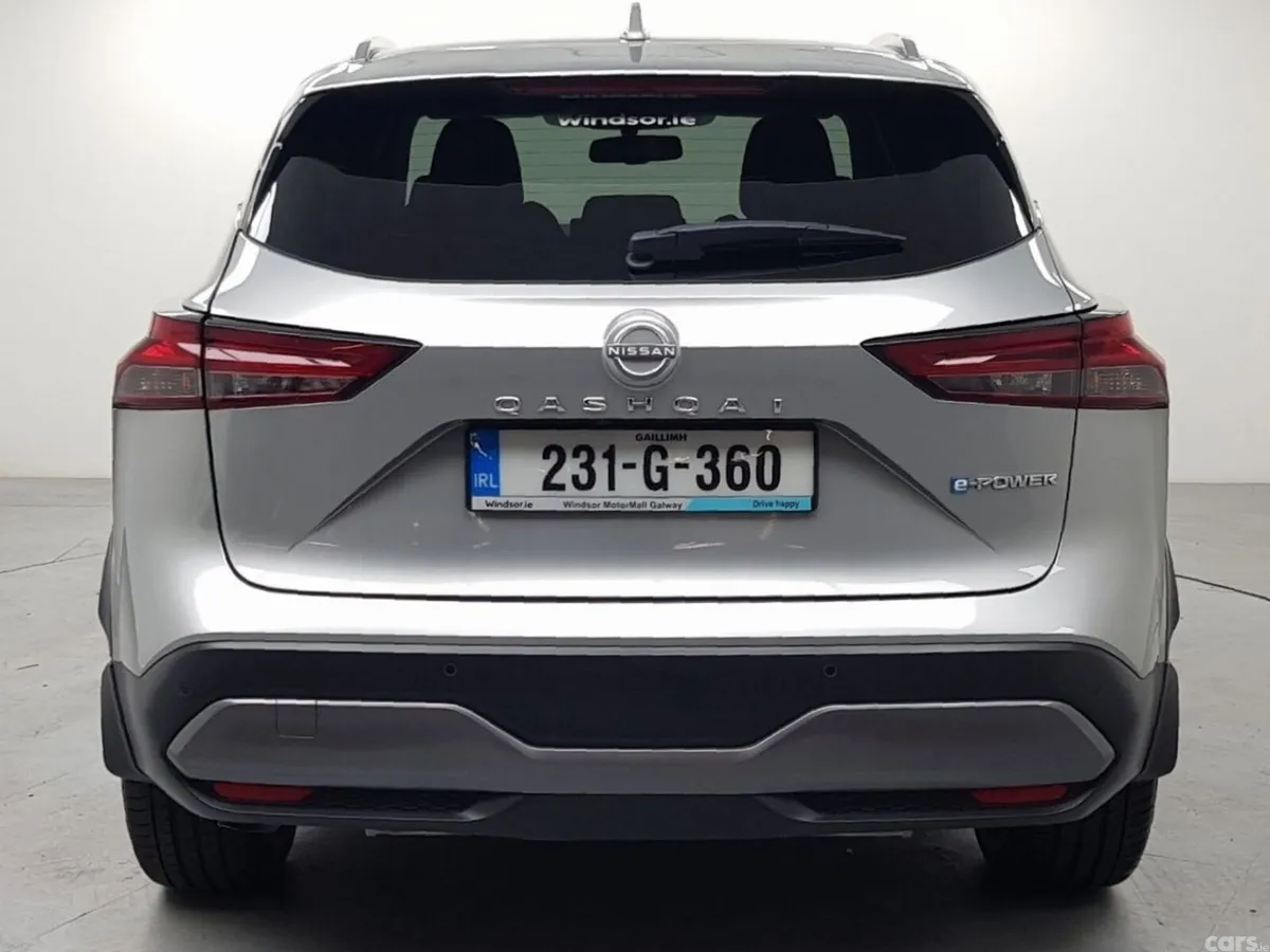 Nissan Qashqai MPV, Petrol, 2023, Grey