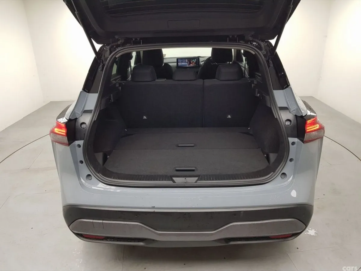 Nissan Qashqai MPV, Petrol Hybrid, 2024, Grey