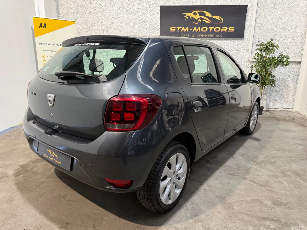 Dacia Sandero Hatchback, Petrol, 2021, Grey