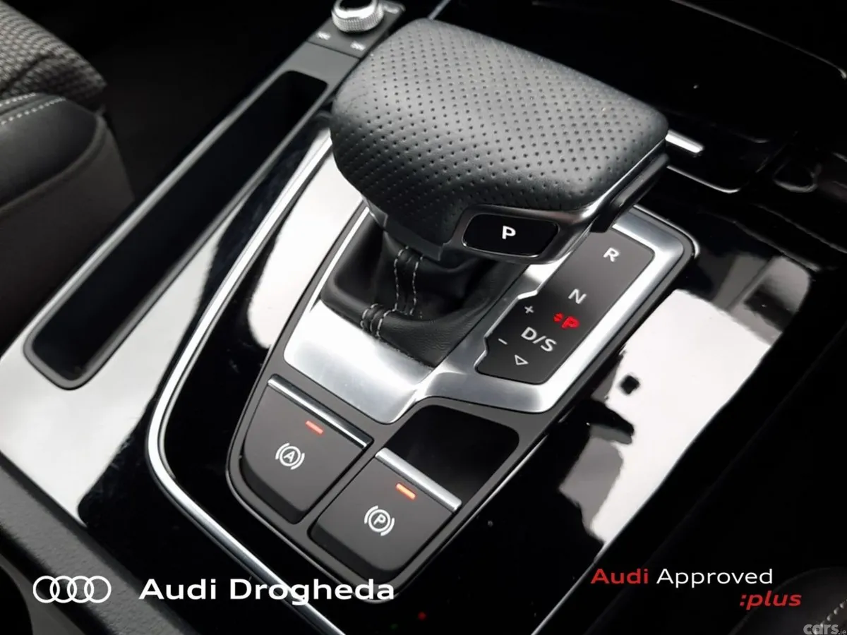 Audi Q5 SUV, Petrol Plug-in Hybrid, 2025, Grey
