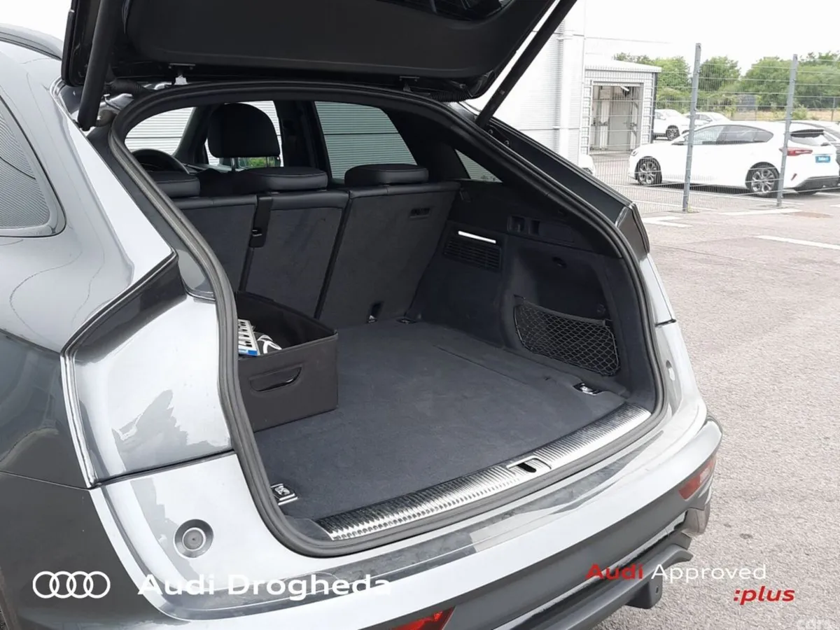 Audi Q5 SUV, Petrol Plug-in Hybrid, 2025, Grey