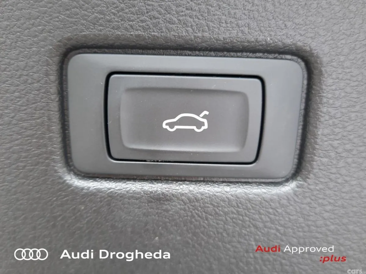 Audi Q5 SUV, Petrol Plug-in Hybrid, 2025, Grey