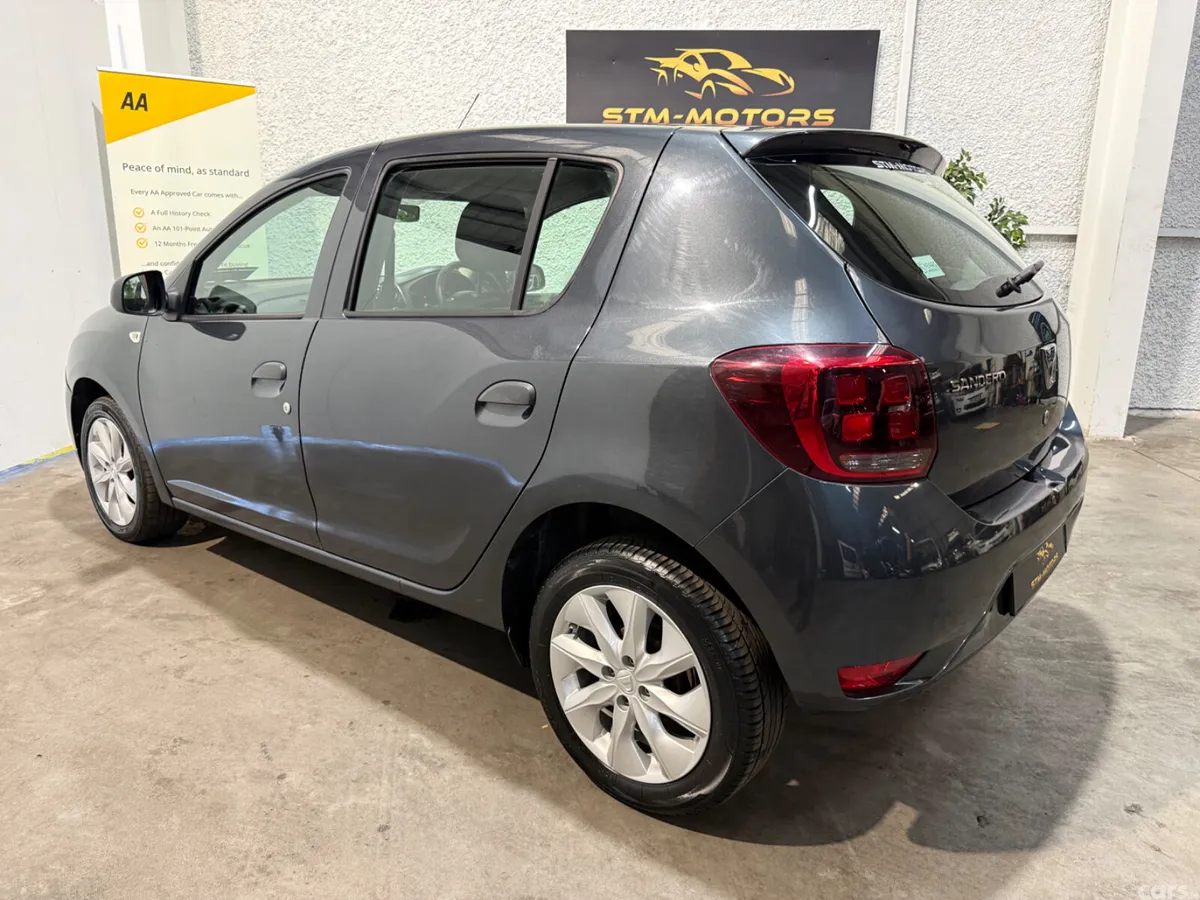 Dacia Sandero Hatchback, Petrol, 2021, Grey