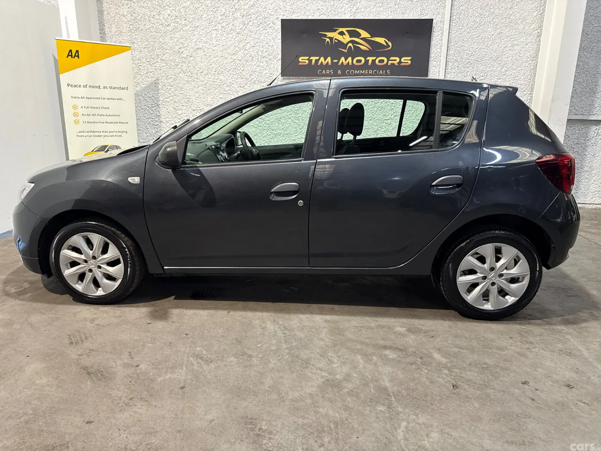 Dacia Sandero Hatchback, Petrol, 2021, Grey