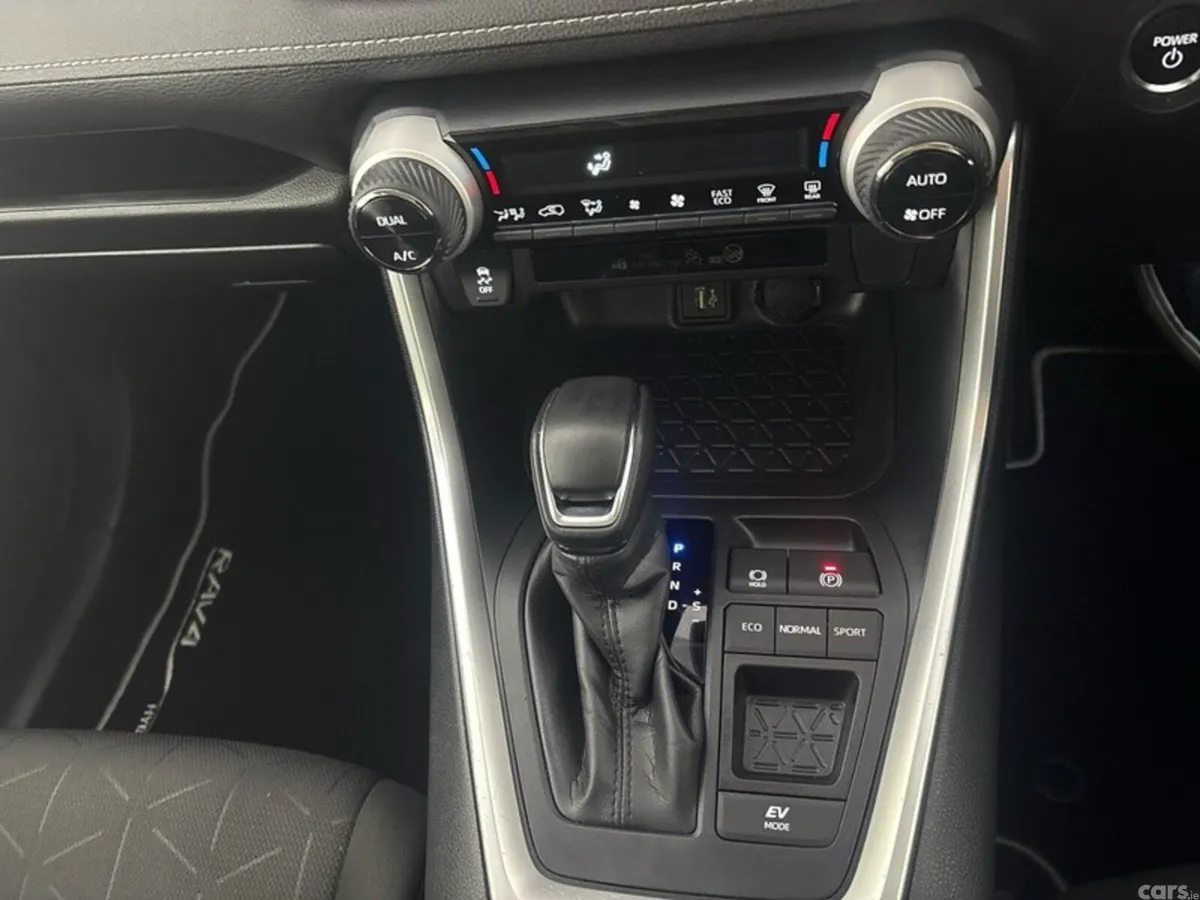 Toyota RAV4 SUV, Petrol Hybrid, 2024, Black