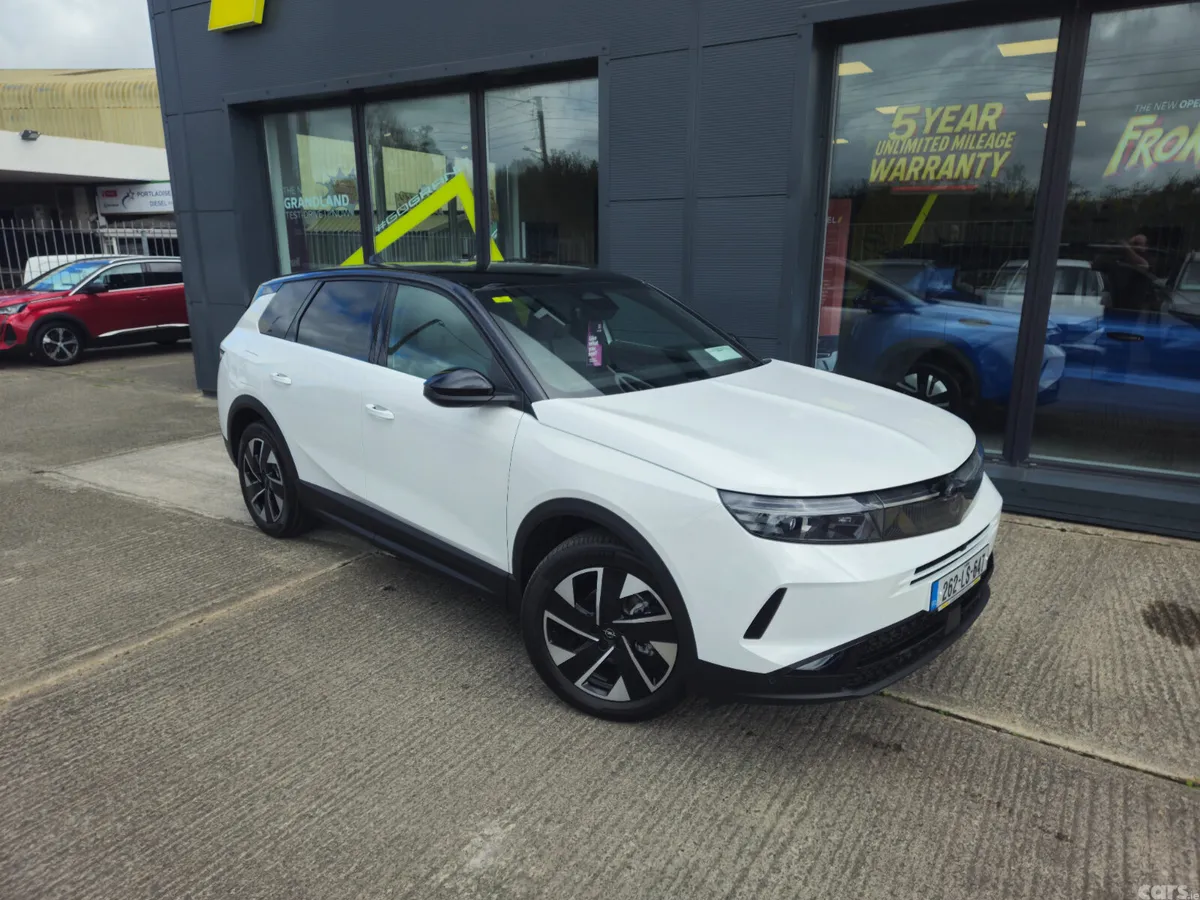 Opel Grandland SUV, Petrol Hybrid, 2026, White