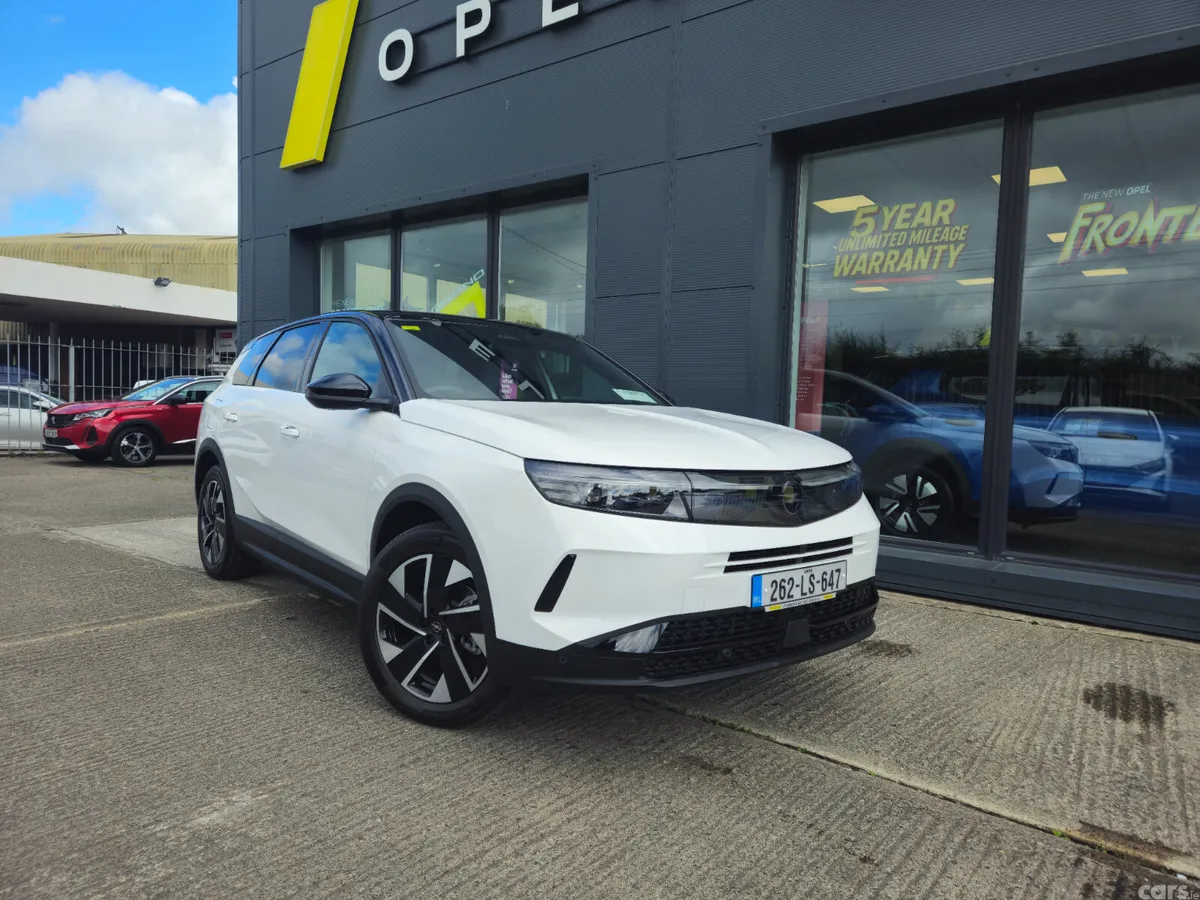 Opel Grandland SUV, Petrol Hybrid, 2026, White