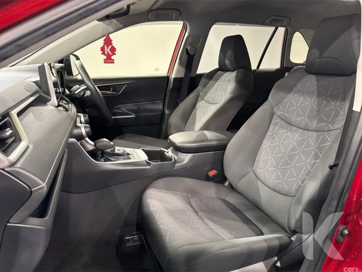 Toyota RAV4 SUV, Petrol Hybrid, 2023, Red