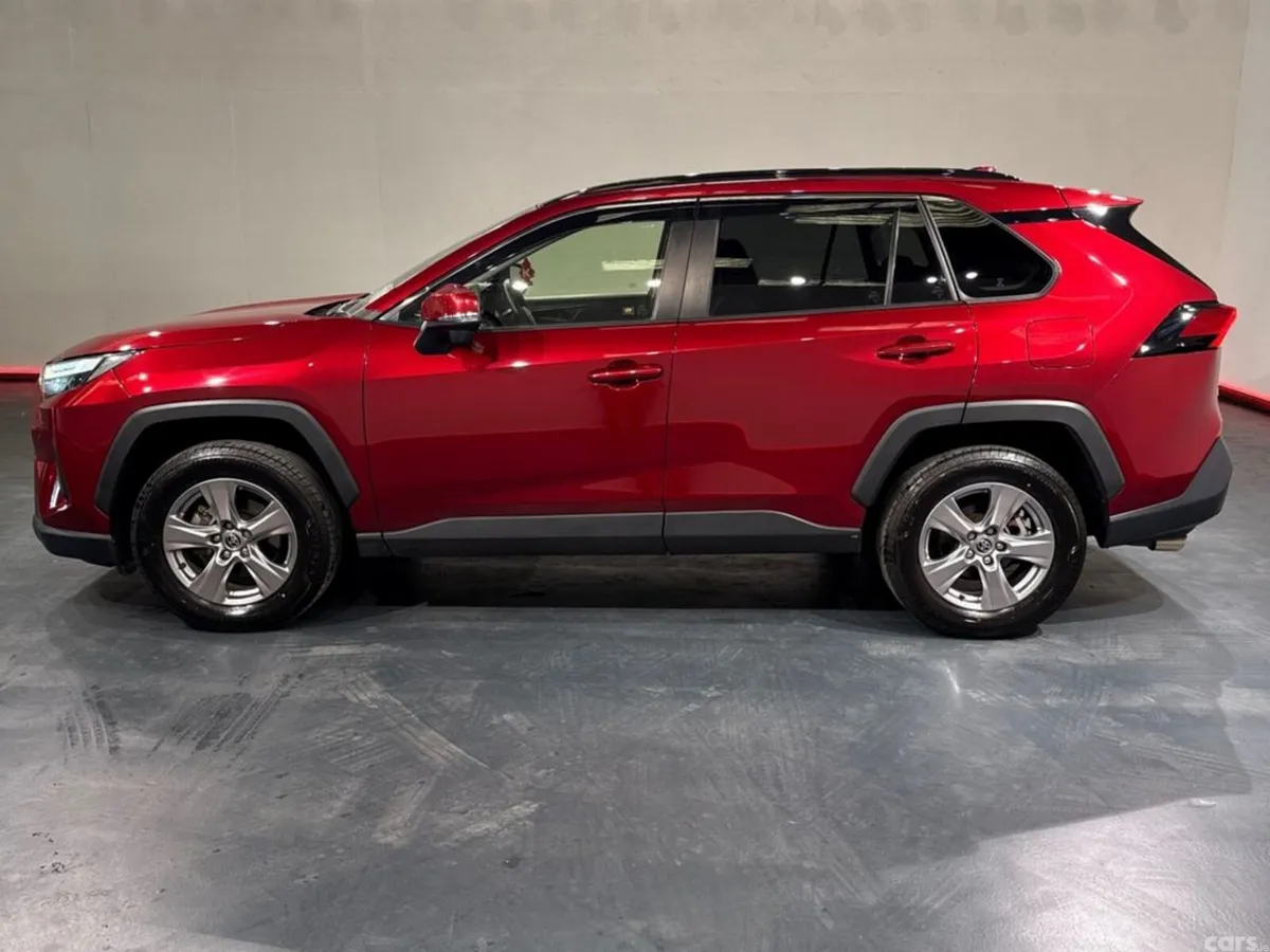 Toyota RAV4 SUV, Petrol Hybrid, 2023, Red