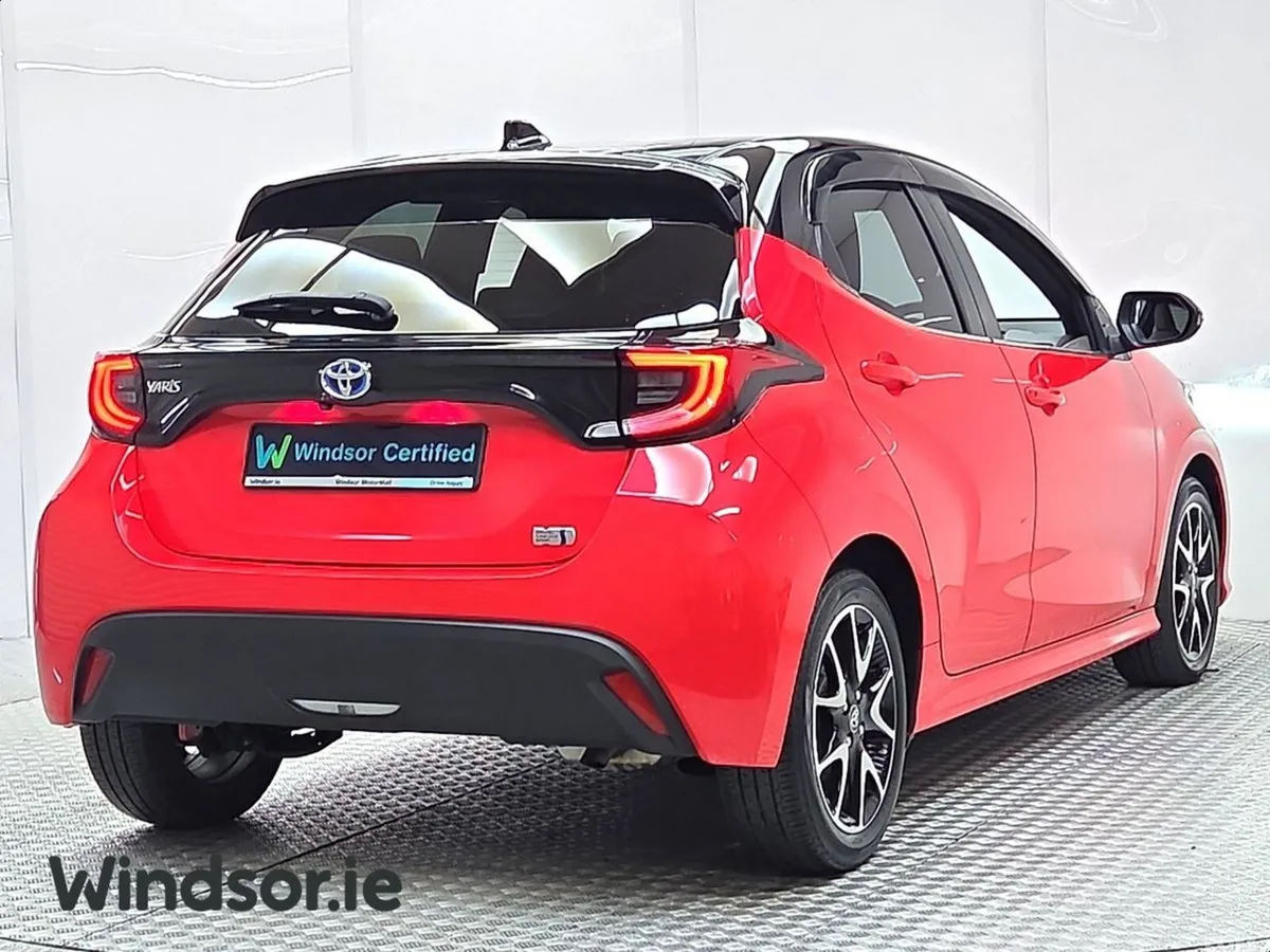 Toyota Yaris Hatchback, Petrol Hybrid, 2021, Red