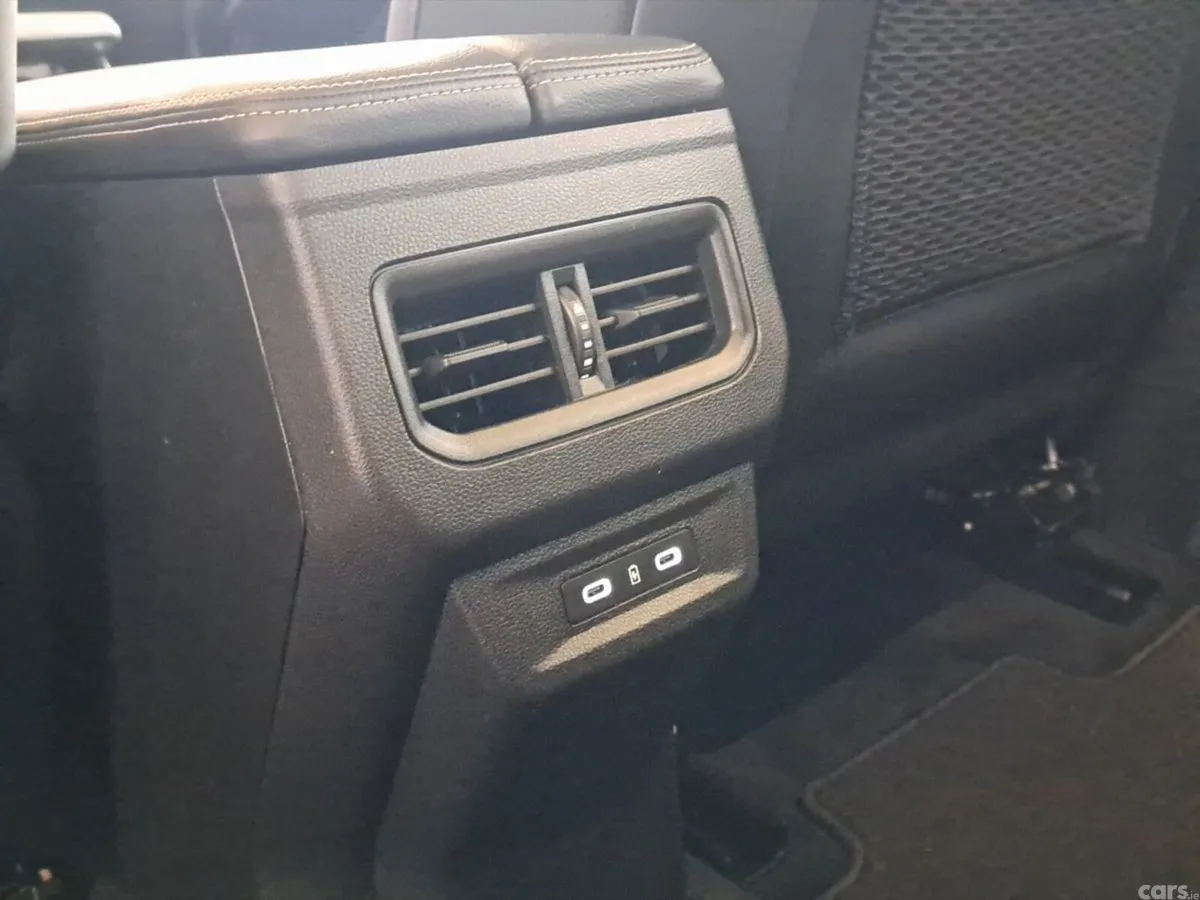 Renault Rafale SUV, Petrol Hybrid, 2025, Grey