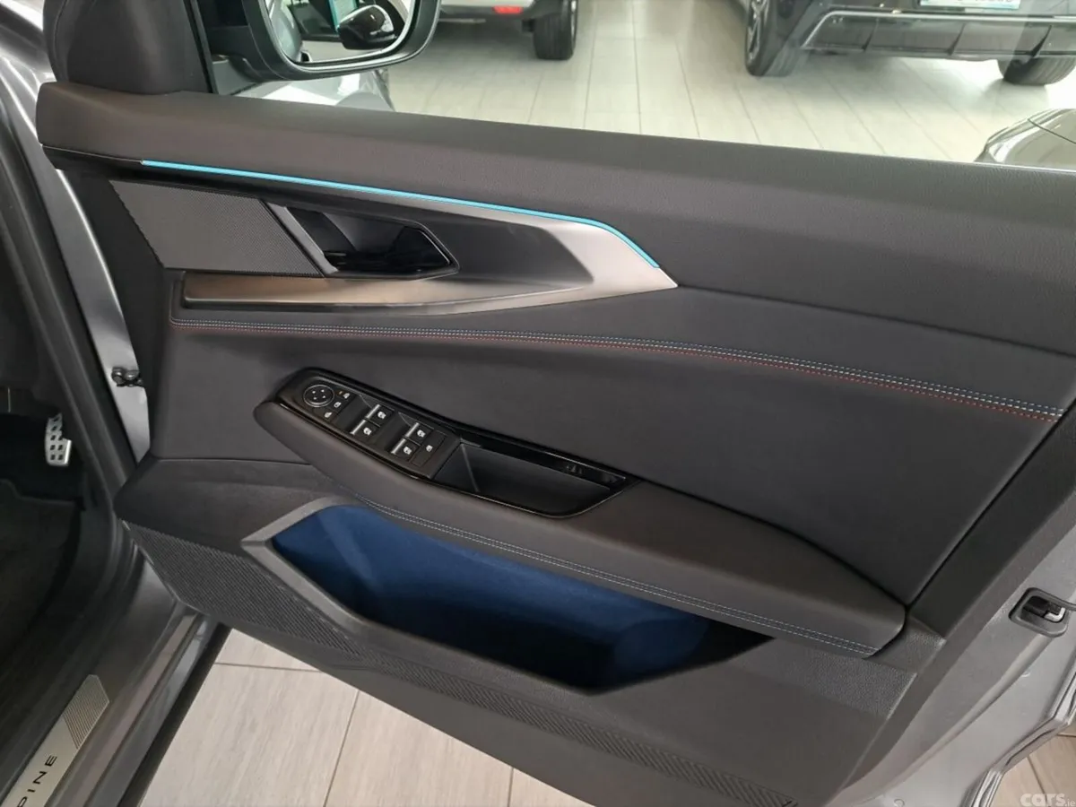 Renault Rafale SUV, Petrol Hybrid, 2025, Grey