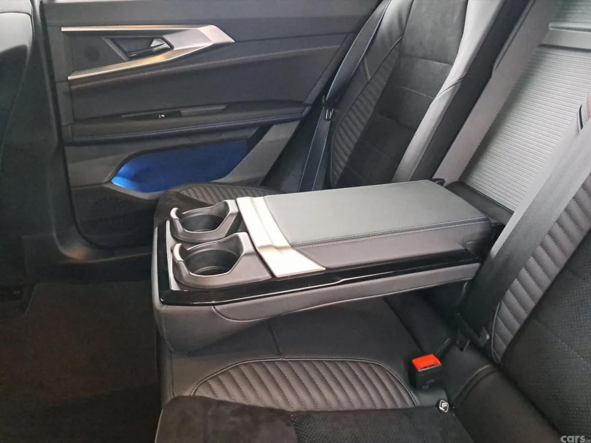 Renault Rafale SUV, Petrol Hybrid, 2025, Grey