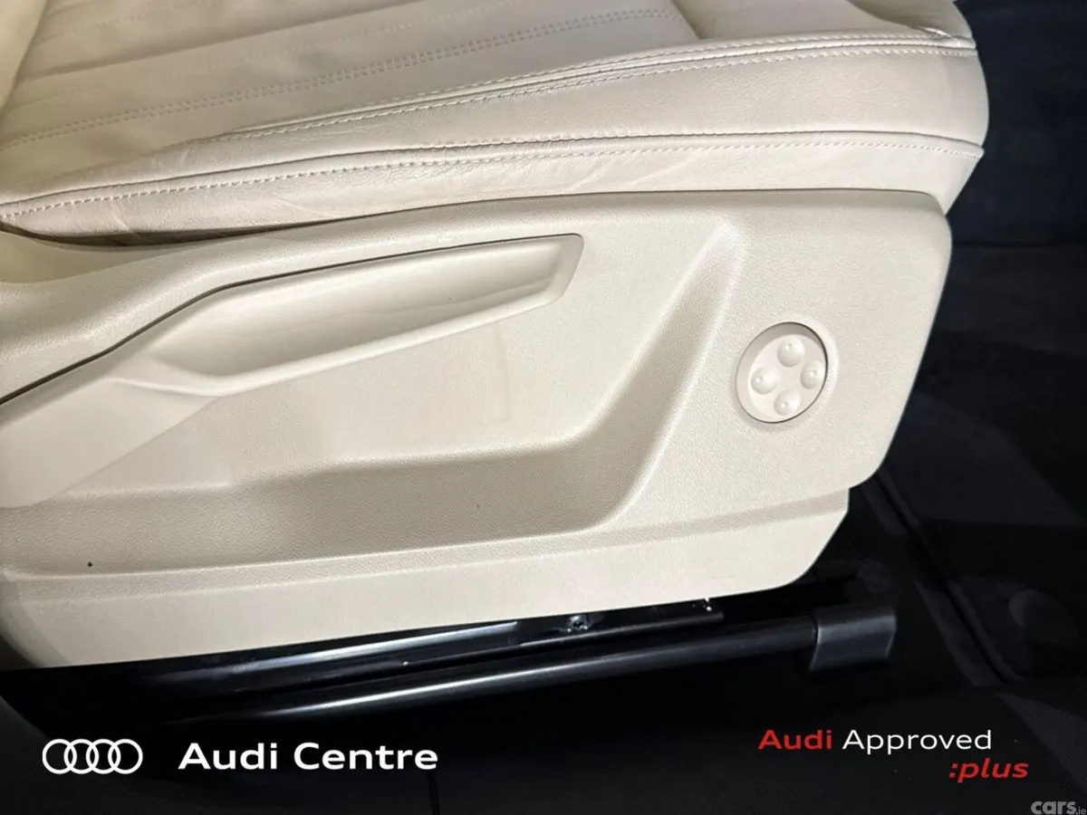 Audi Q5 SUV, Petrol Plug-in Hybrid, 2023, Blue