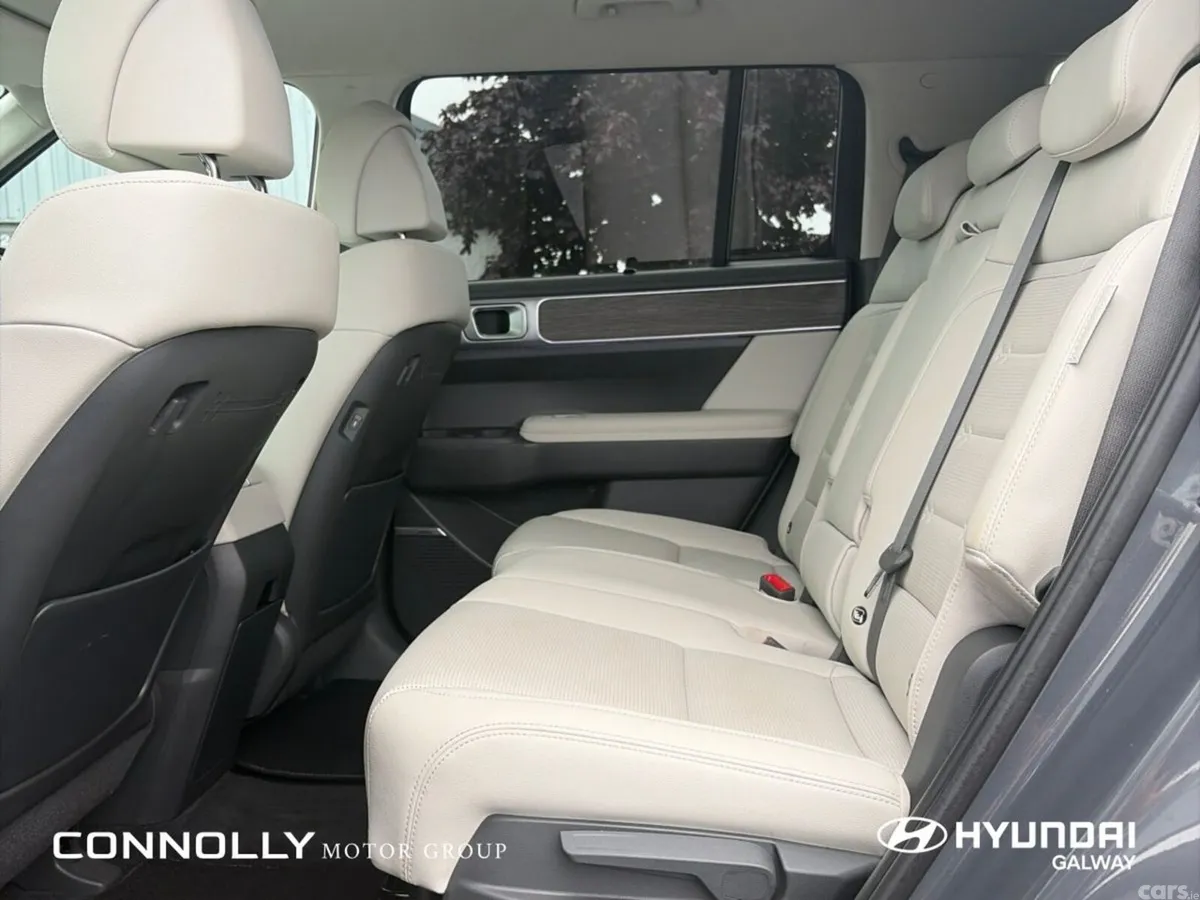 Hyundai Santa Fe SUV, Petrol Plug-in Hybrid, 2026, Grey