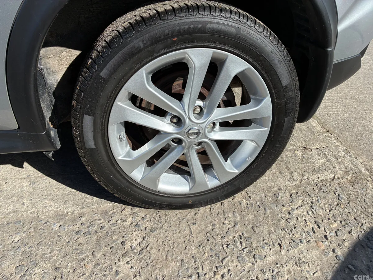 Nissan Juke SUV, Diesel, 2016, Silver