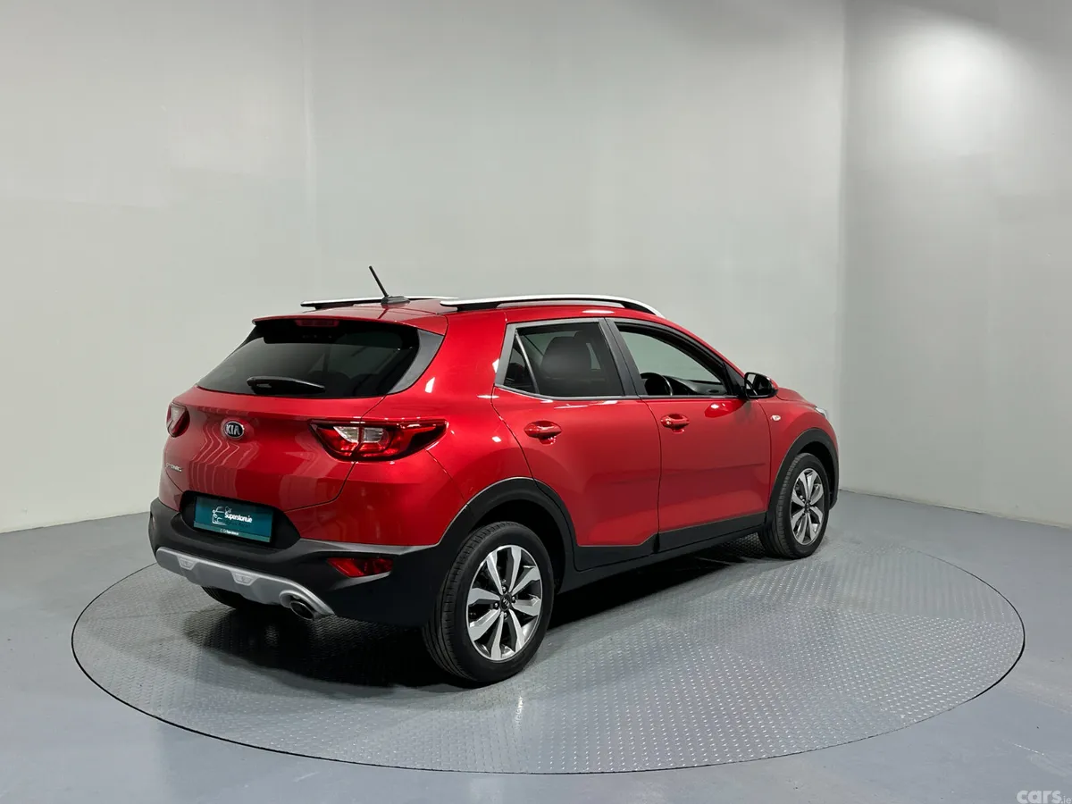 Kia Stonic Hatchback, Petrol, 2021, Red