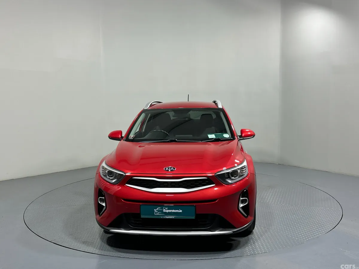 Kia Stonic Hatchback, Petrol, 2021, Red