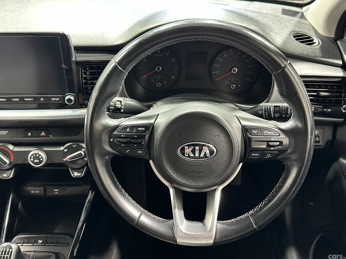 Kia Stonic Hatchback, Petrol, 2021, Red