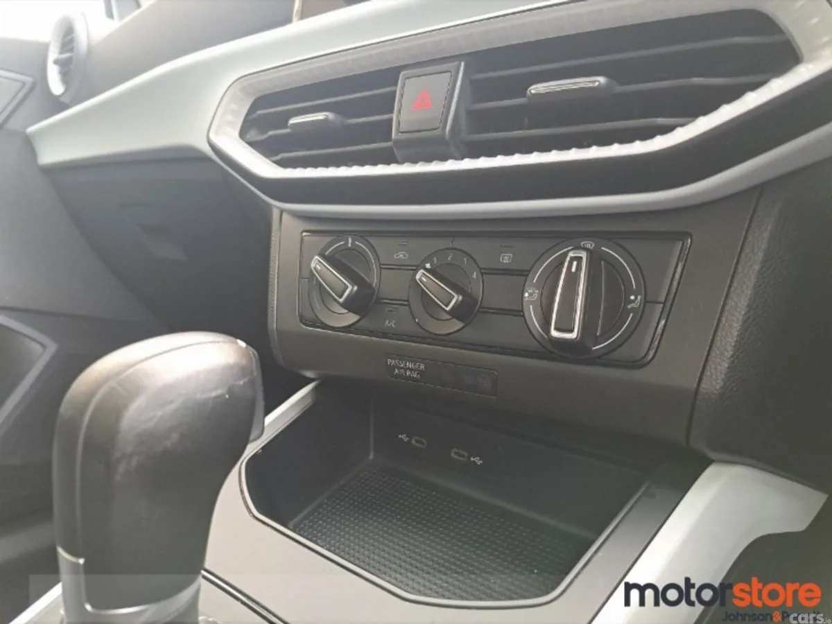 SEAT Arona SUV, Petrol, 2023, Grey