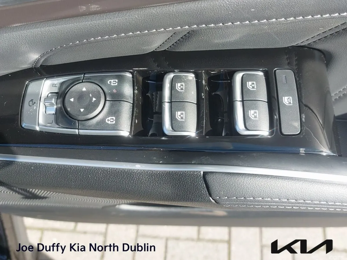 Kia Sorento SUV, Petrol Plug-in Hybrid, 2026, Black
