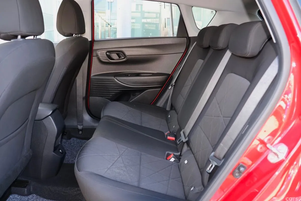 Hyundai Bayon Estate, Petrol, 2021, Red